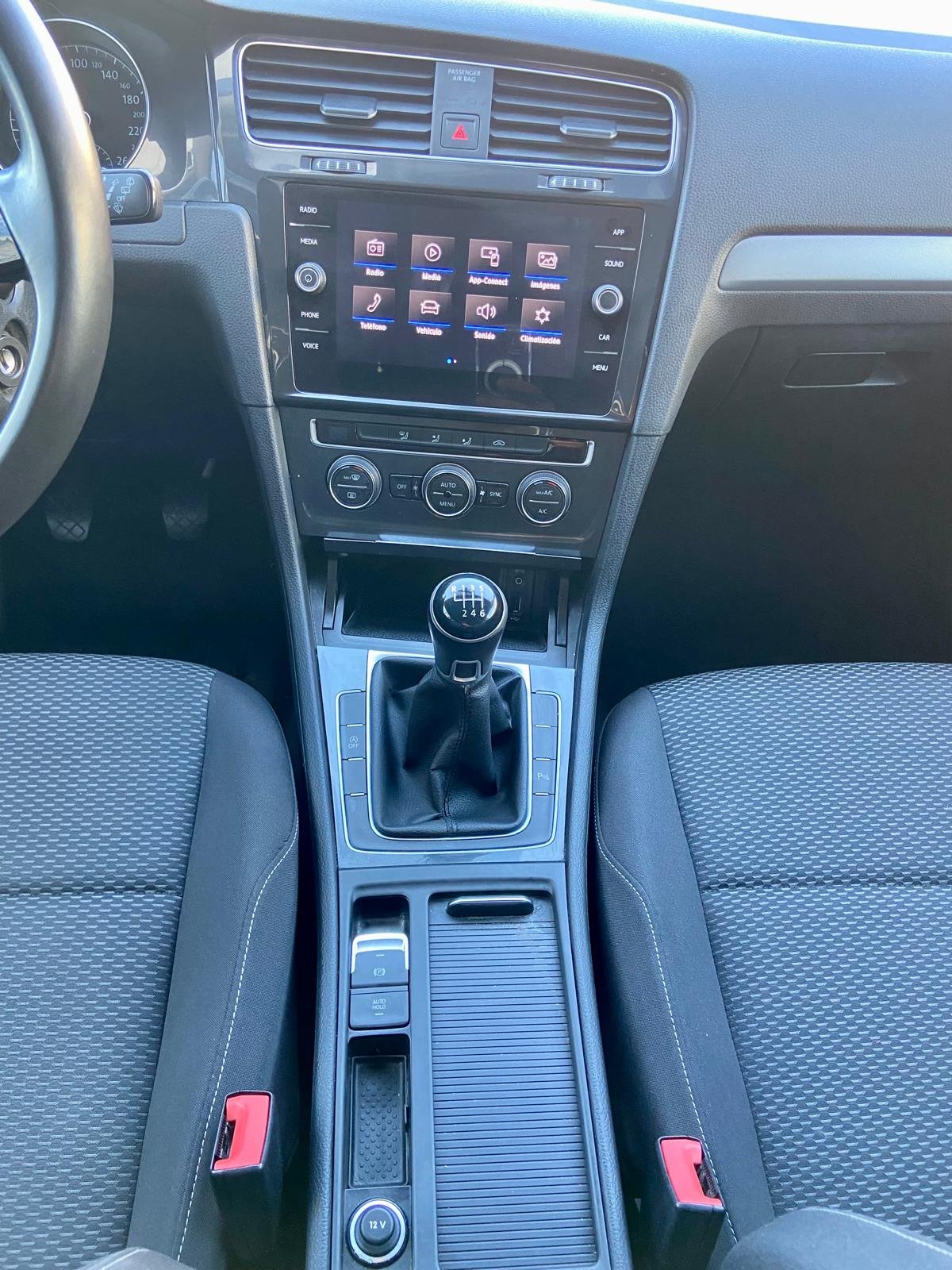 VOLKSWAGEN Golf Variant 1.0 TSI Ready2Go 116