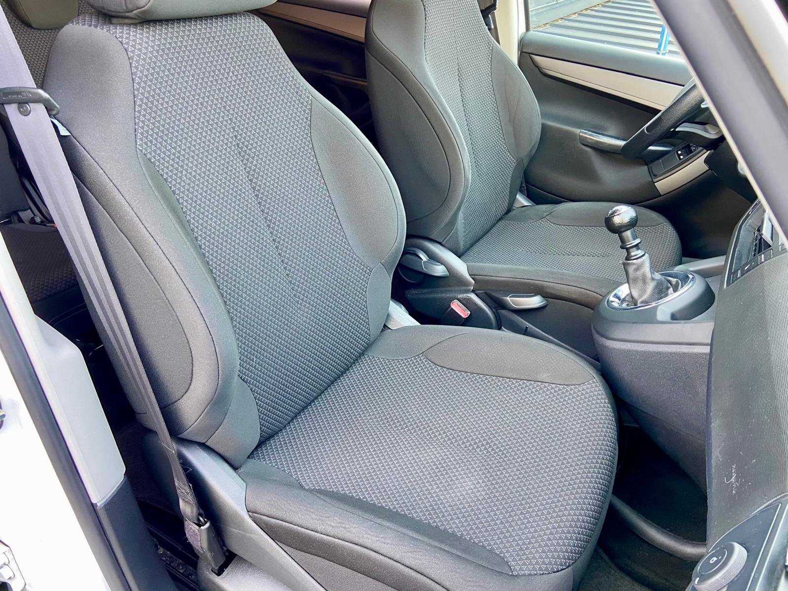 CITROEN Grand C4 Picasso 1.6 HDI First 110
