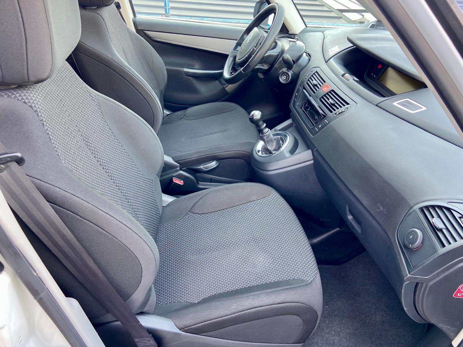 CITROEN Grand C4 Picasso 1.6 HDI First 110