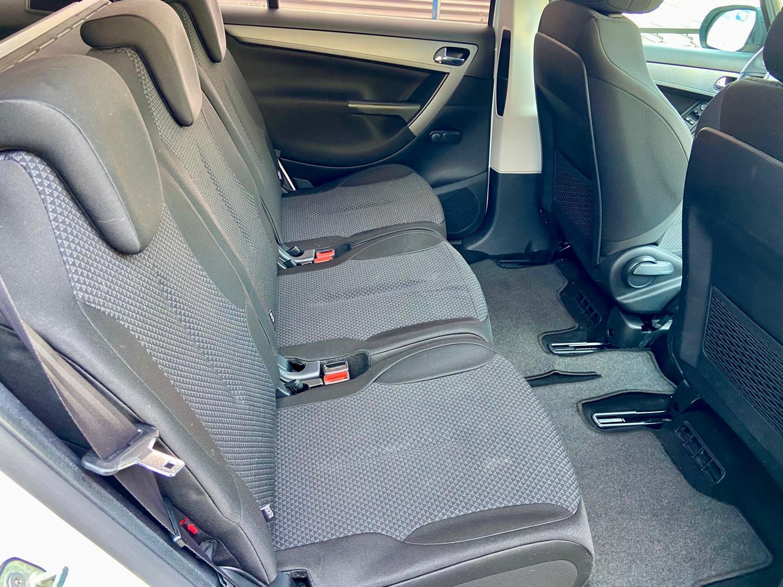 CITROEN Grand C4 Picasso 1.6 HDI First 110