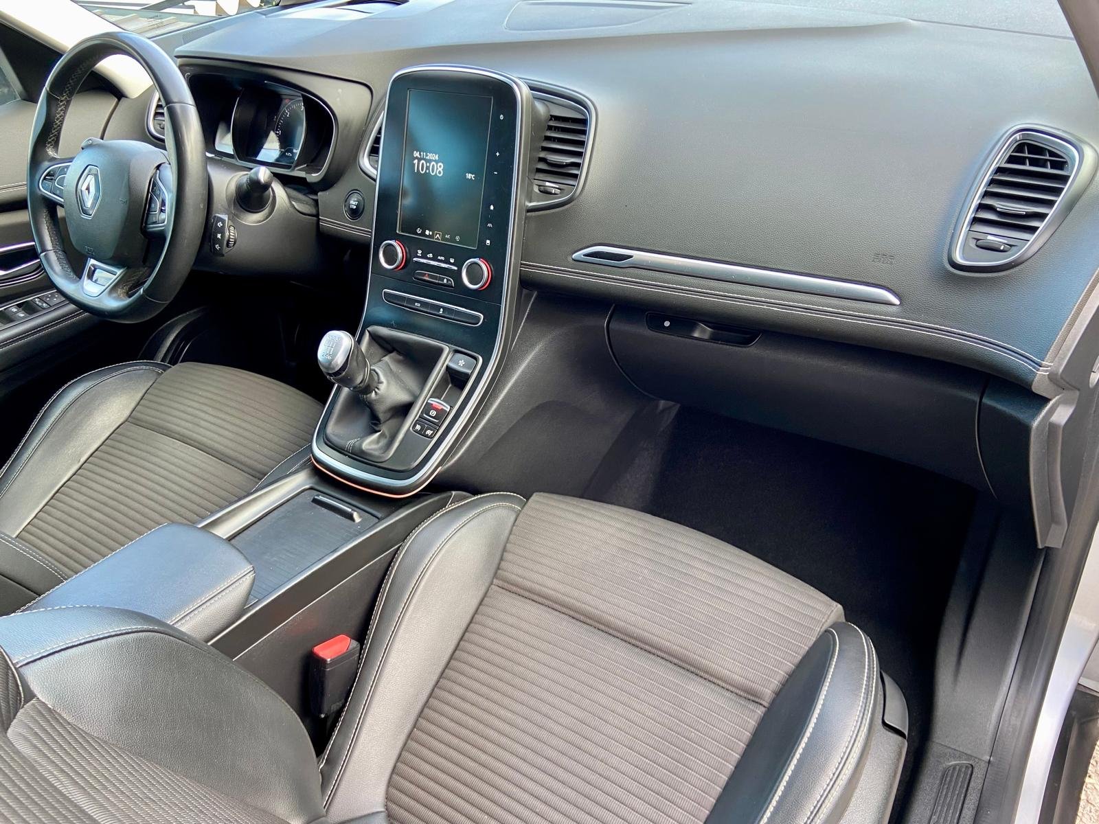 RENAULT Scenic dCi Zen Blue 150