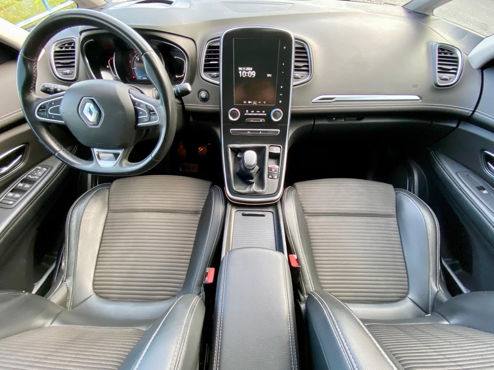 RENAULT Scenic dCi Zen Blue 150