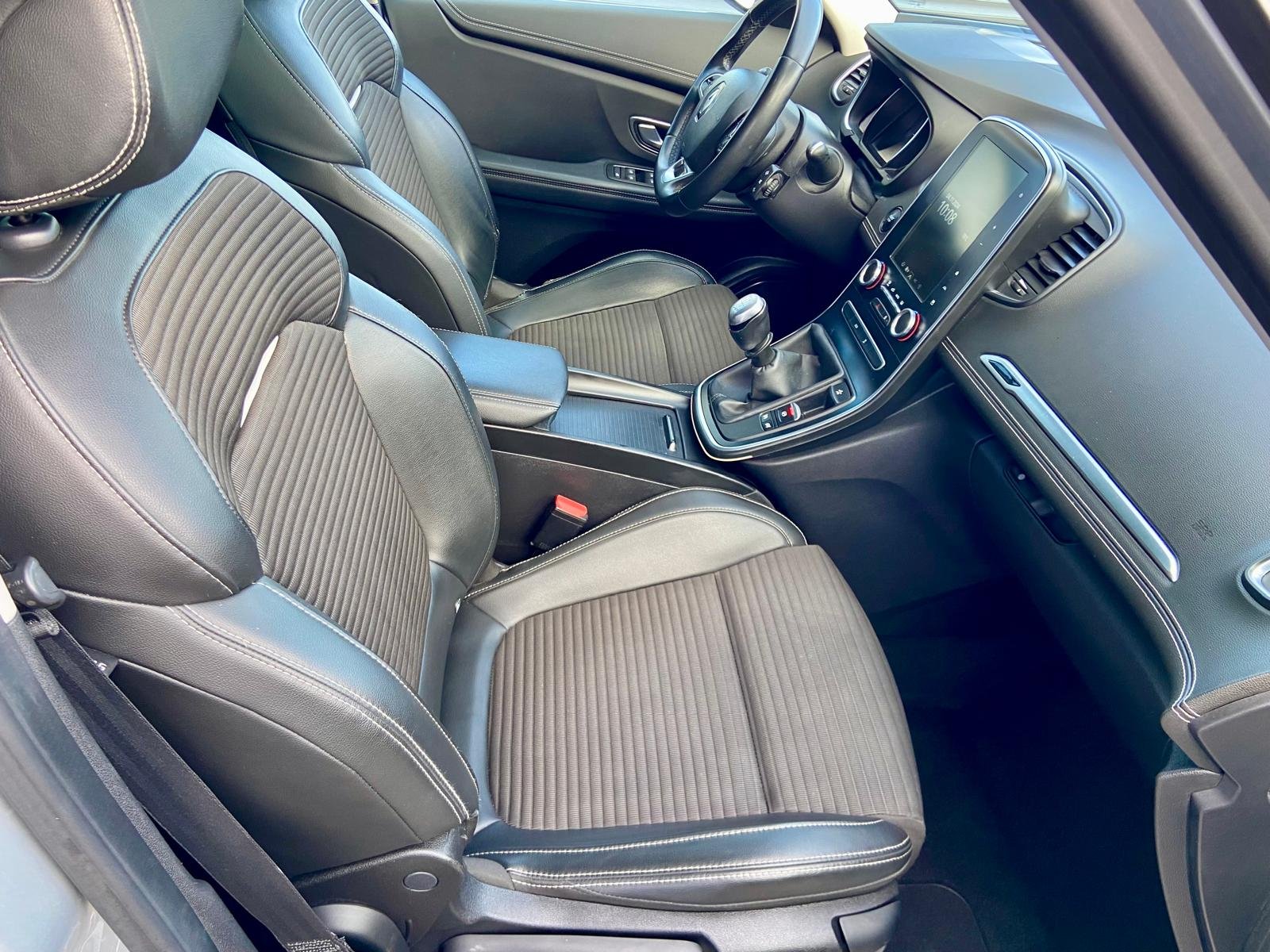 RENAULT Scenic dCi Zen Blue 150