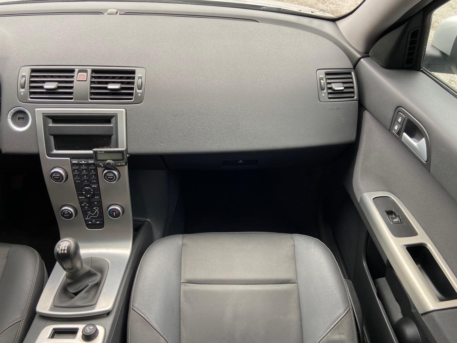 VOLVO S40 1.6 D Kinetic 109