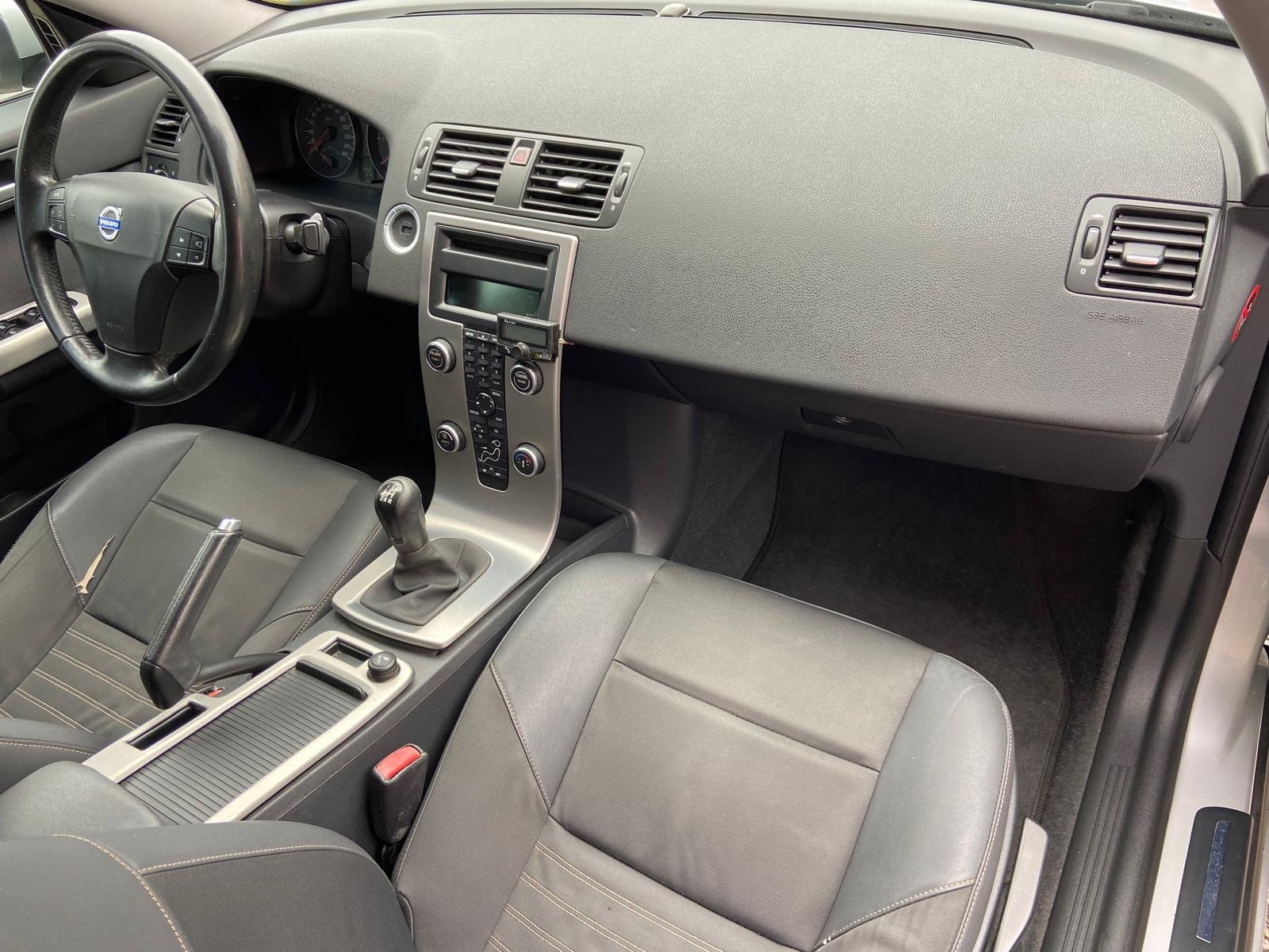 VOLVO S40 1.6 D Kinetic 109