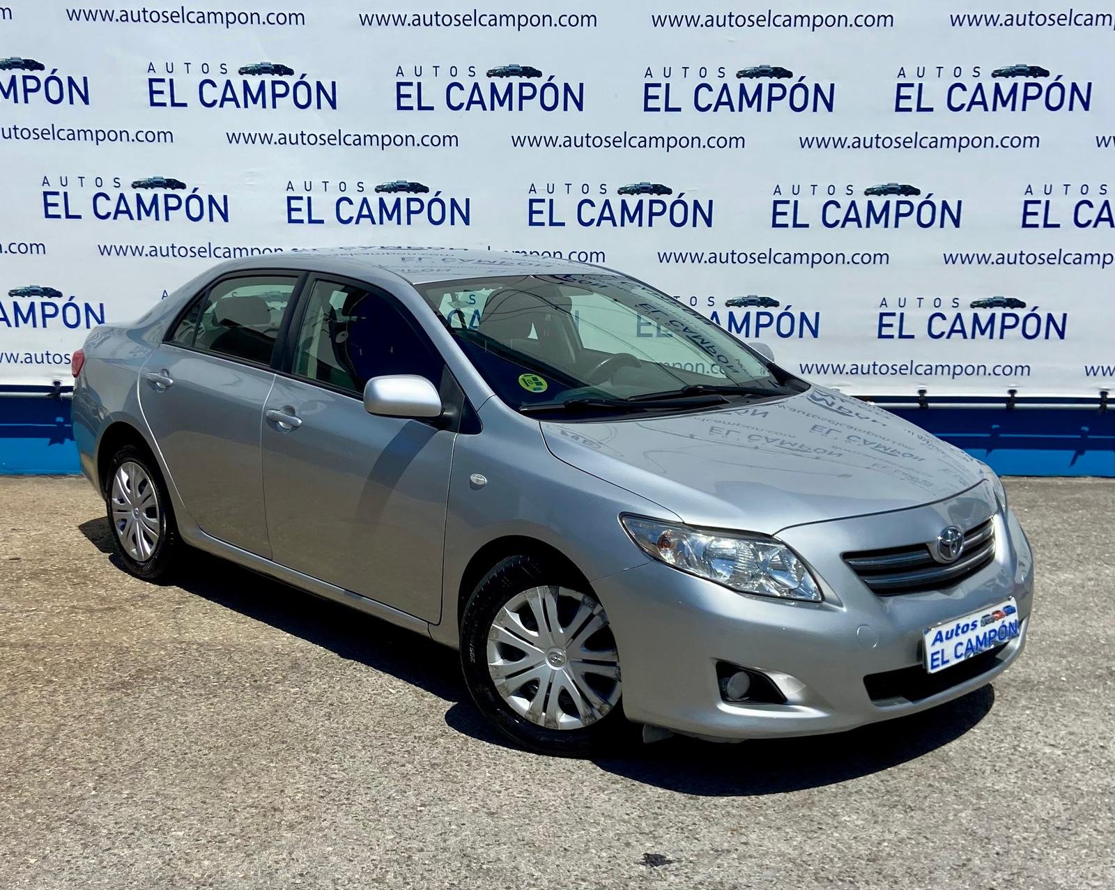 TOYOTA Corolla Sedán 2.0 D-4D Luna 126