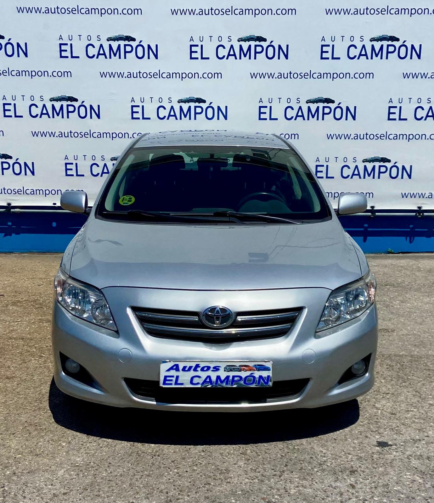 TOYOTA Corolla Sedán 2.0 D-4D Luna 126