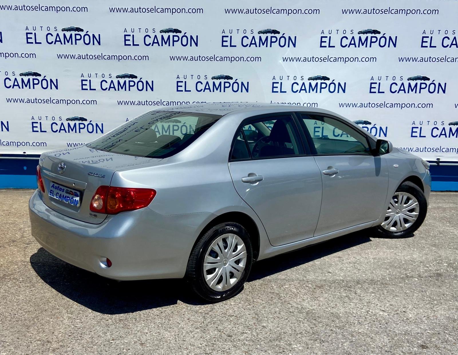 TOYOTA Corolla Sedán 2.0 D-4D Luna 126