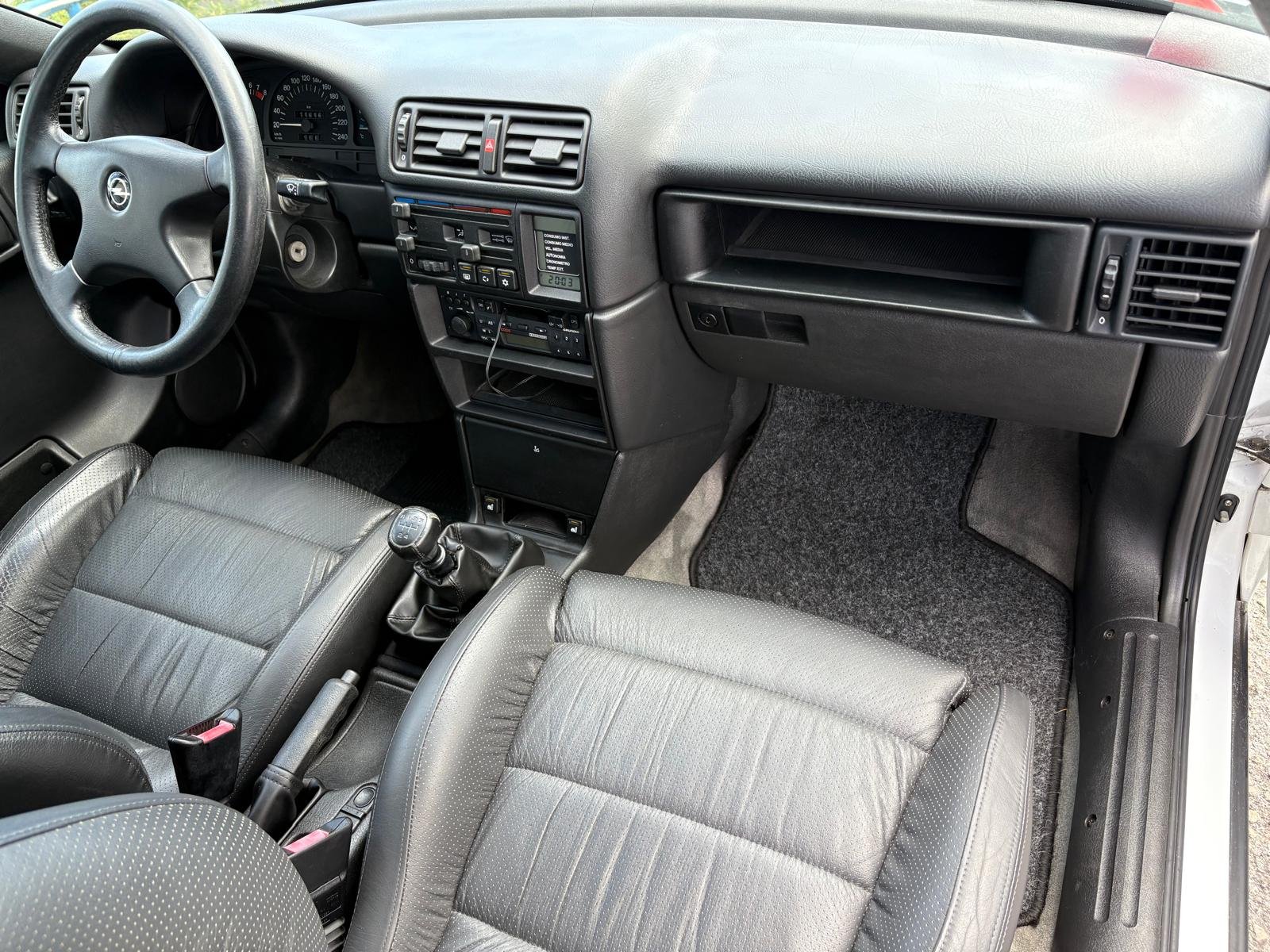 OPEL Calibra 2.0i 16v 150