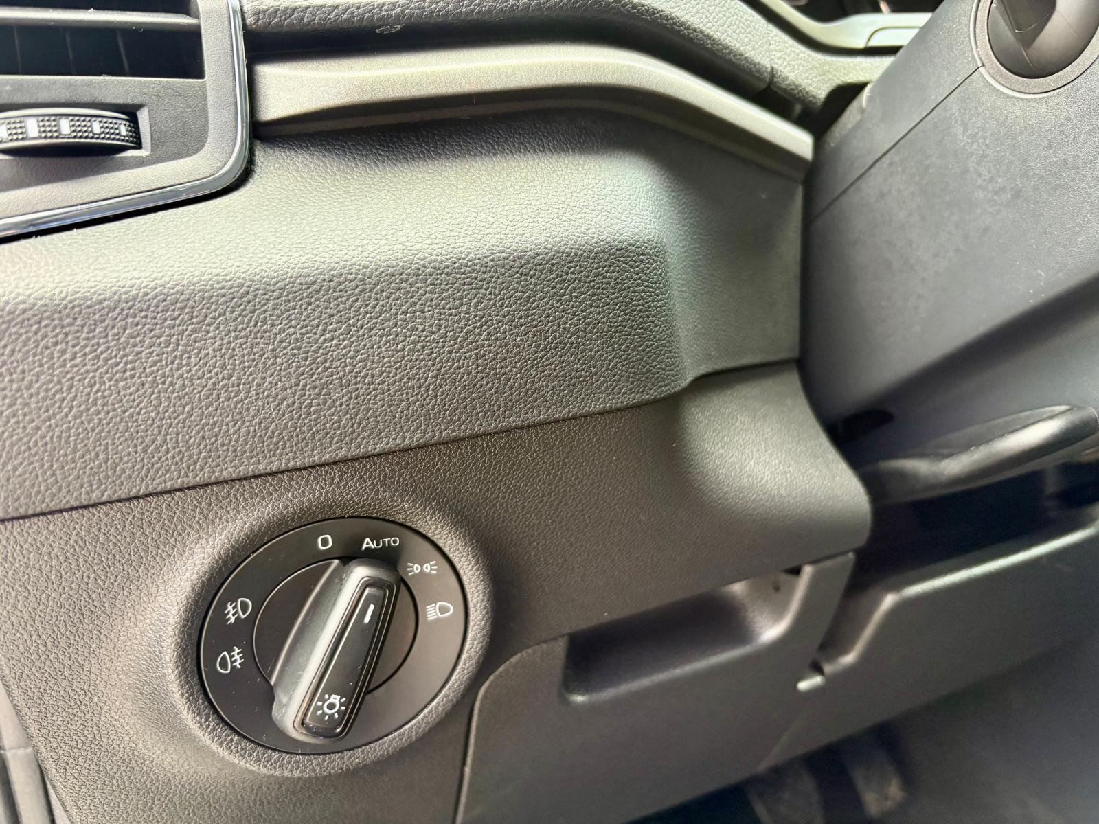 SKODA Karoq 1.0 TSI Ambition 110