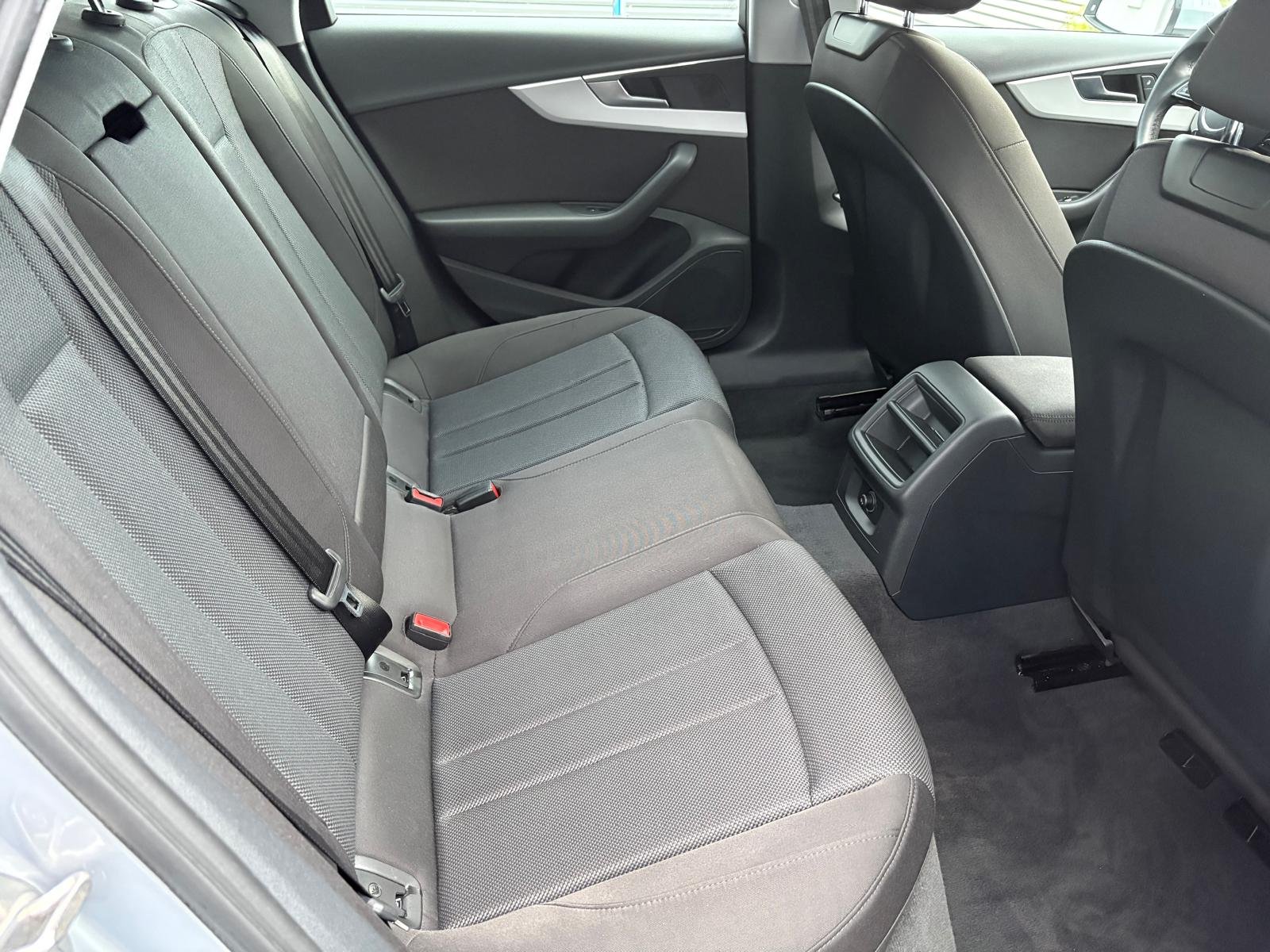 AUDI A4 Avant 35 TDI Advanced S-tronic 163