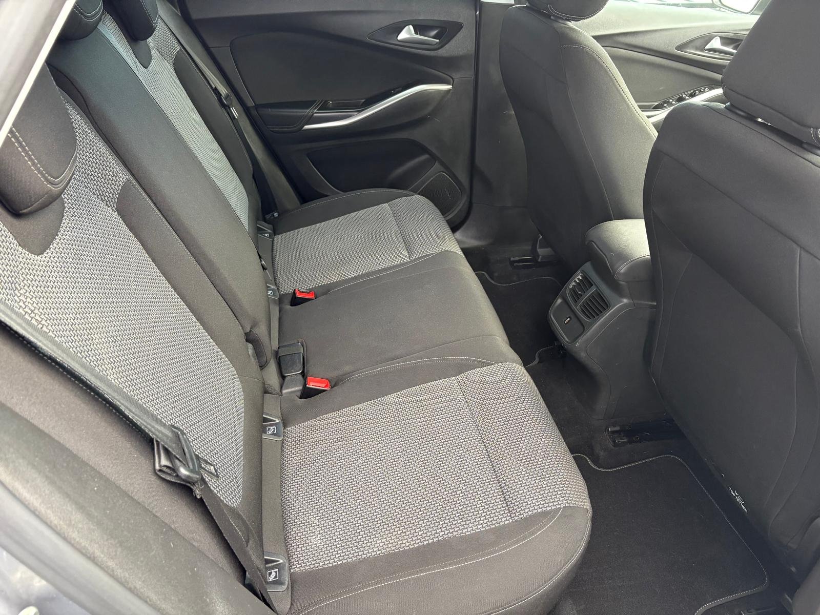 OPEL Grandland X 1.6 CDTi Business 120