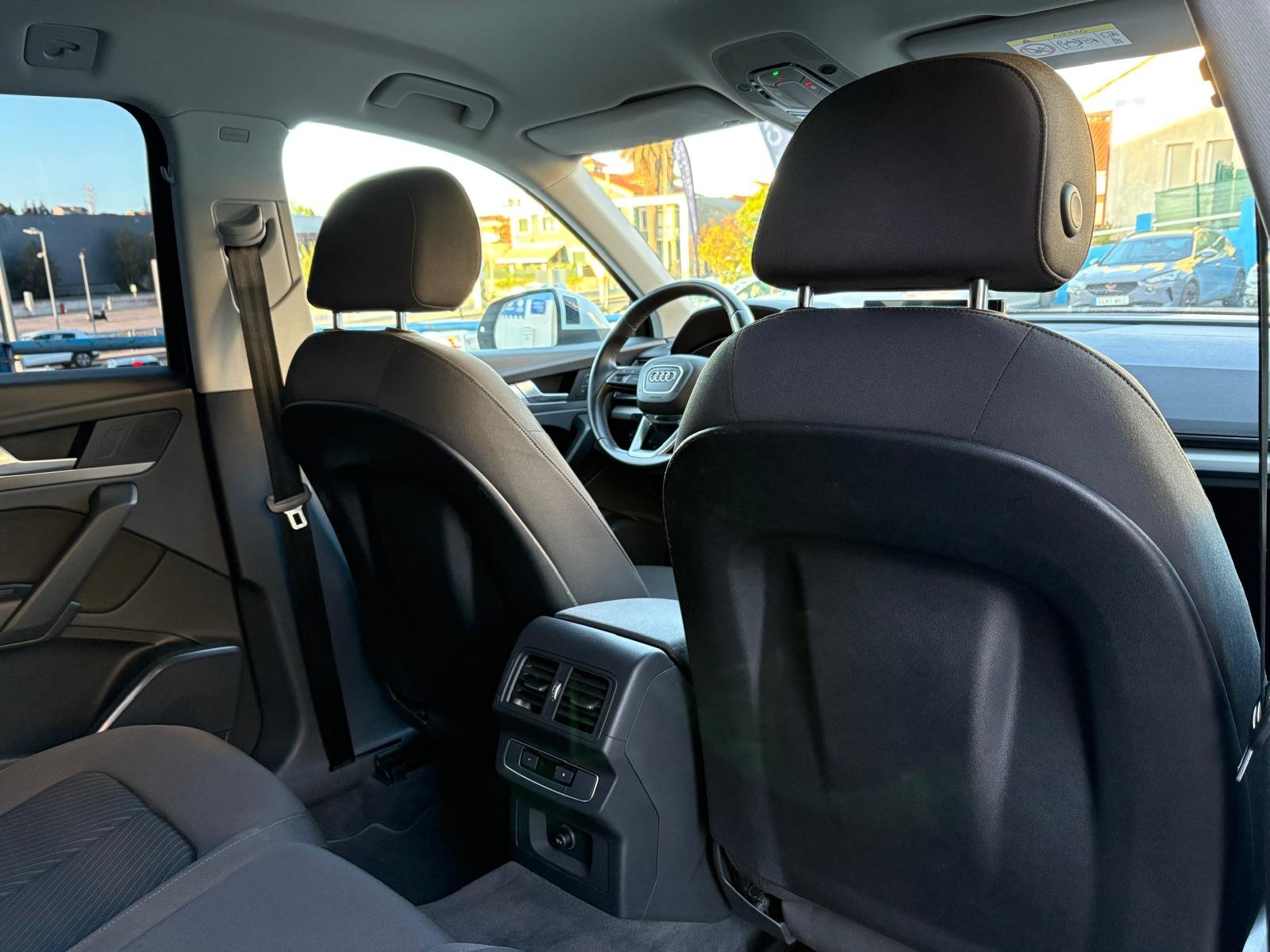 AUDI Q5 35 TDI Advanced S-tronic 163