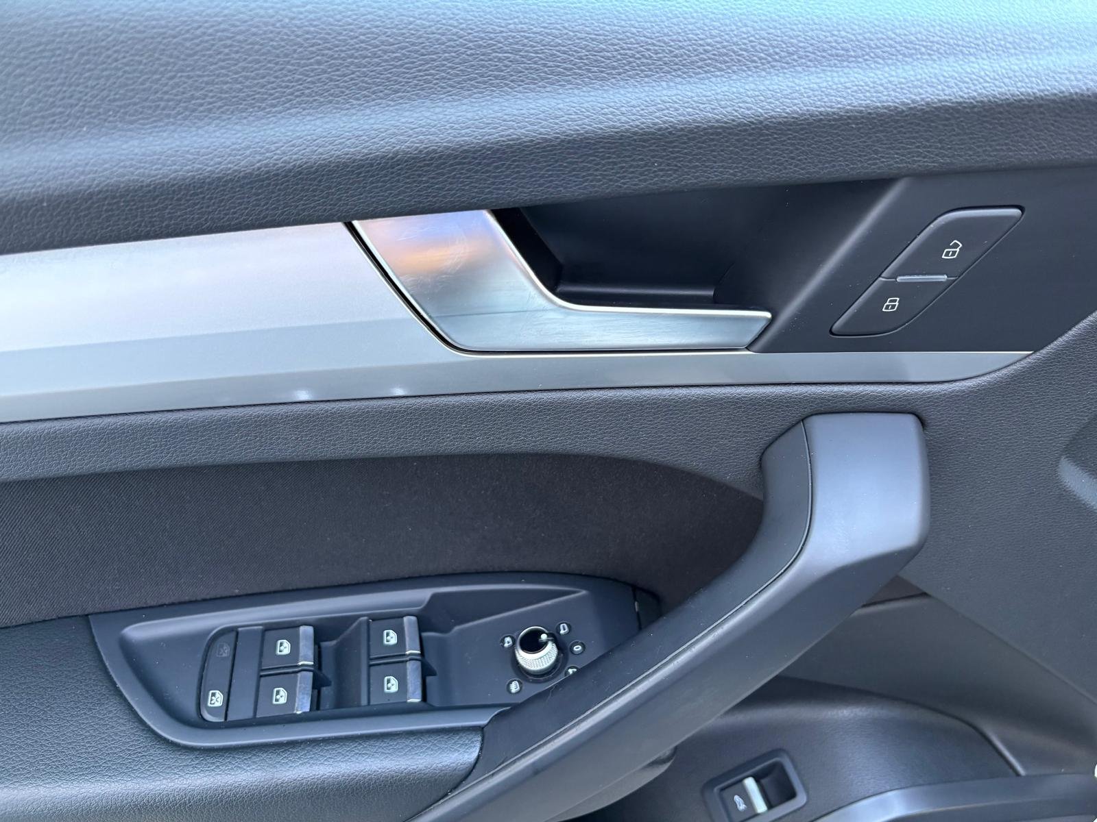 AUDI Q5 35 TDI Advanced S-tronic 163
