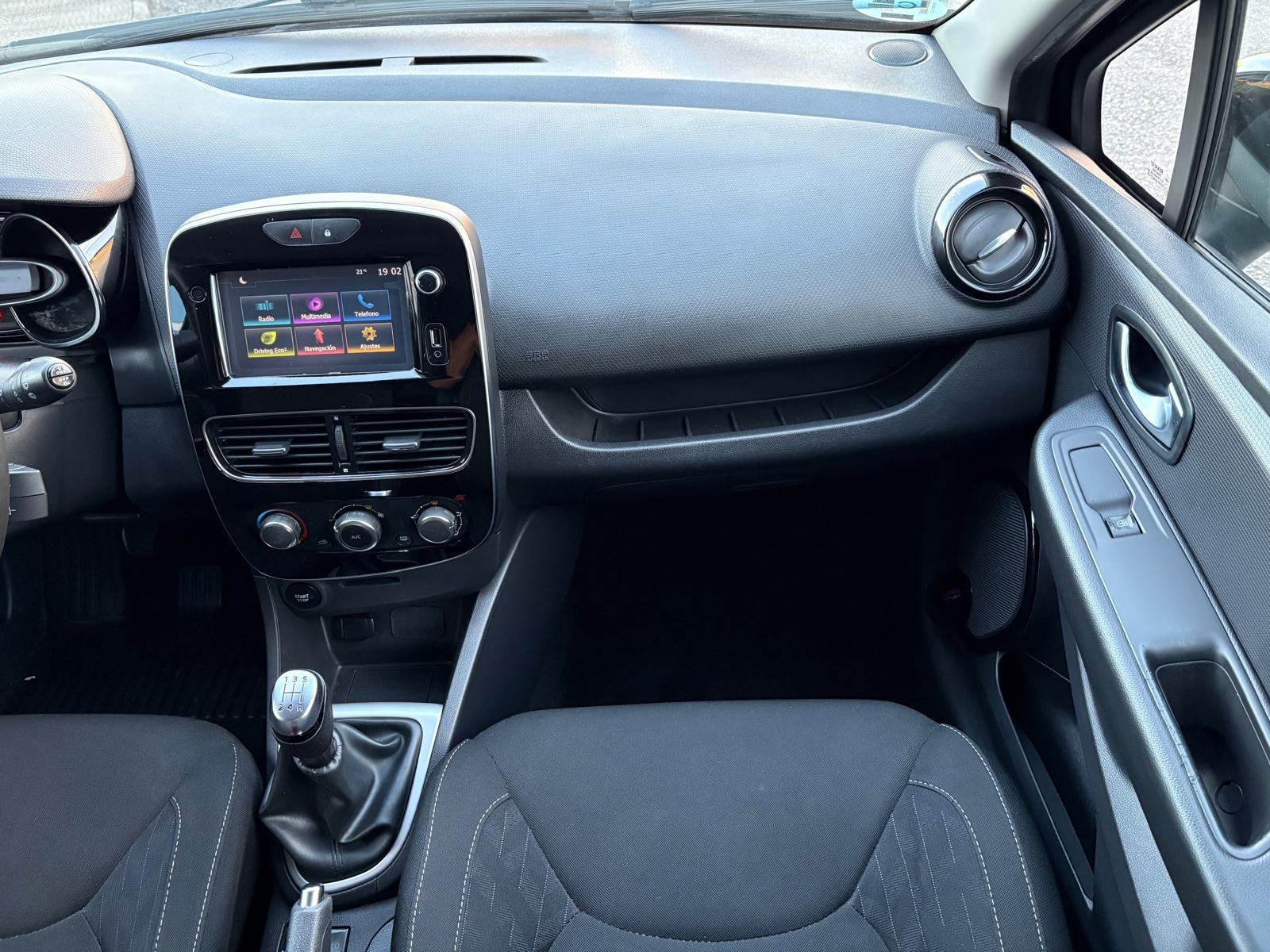 RENAULT Clio TCe Energy Limited 90