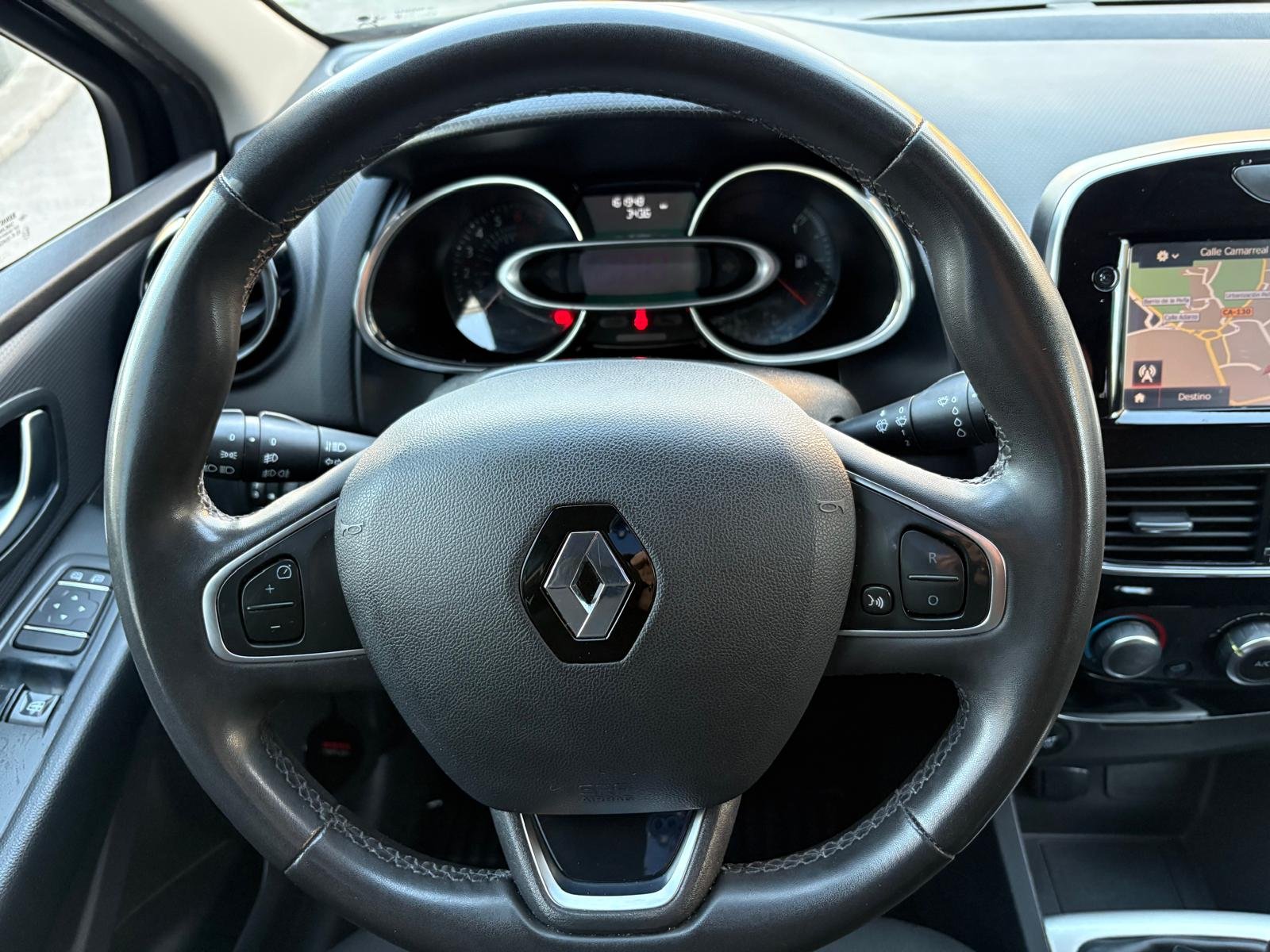 RENAULT Clio TCe Energy Limited 90