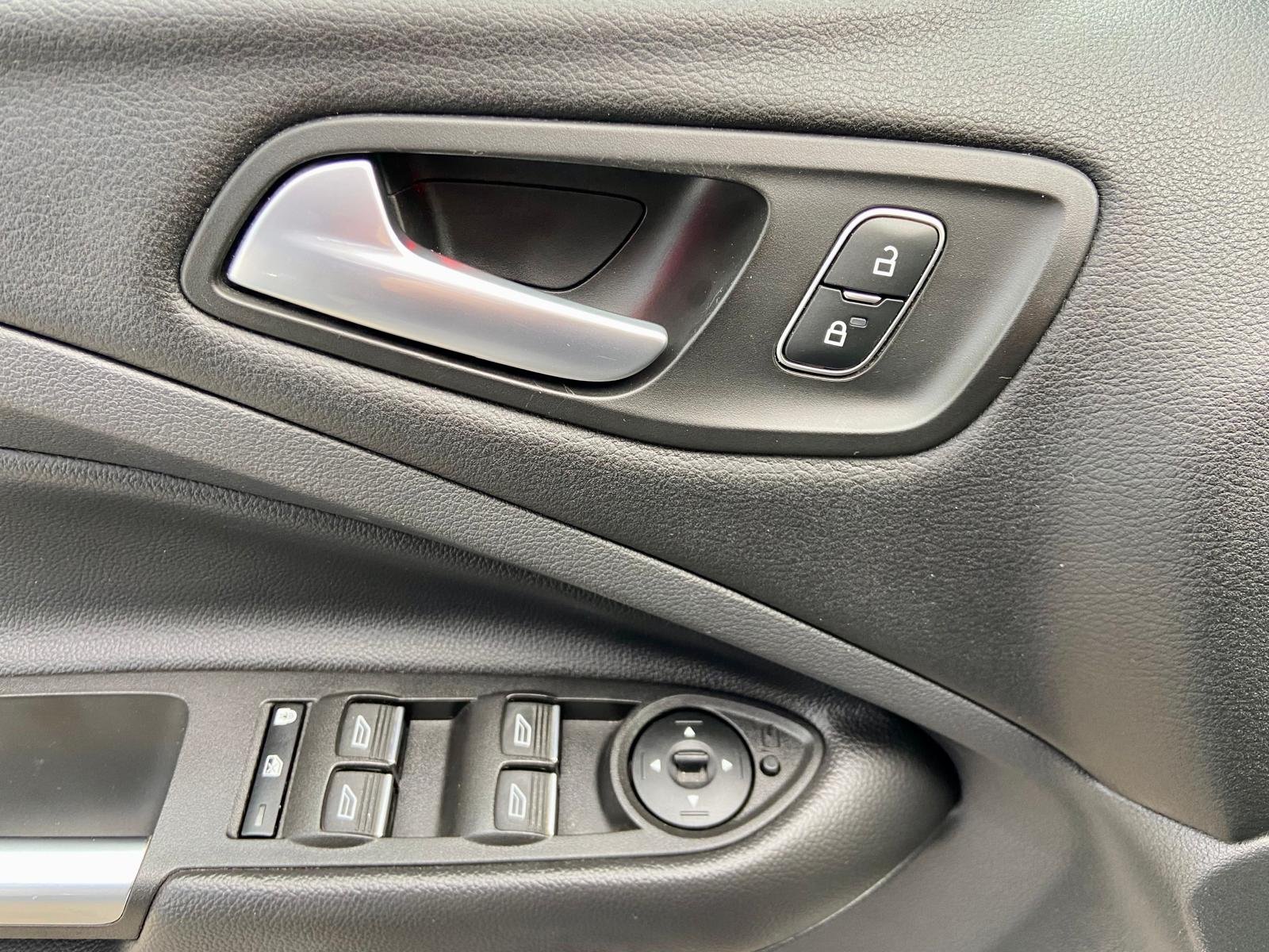 FORD Kuga 2.0 TDCi 4x2 Titanium 150