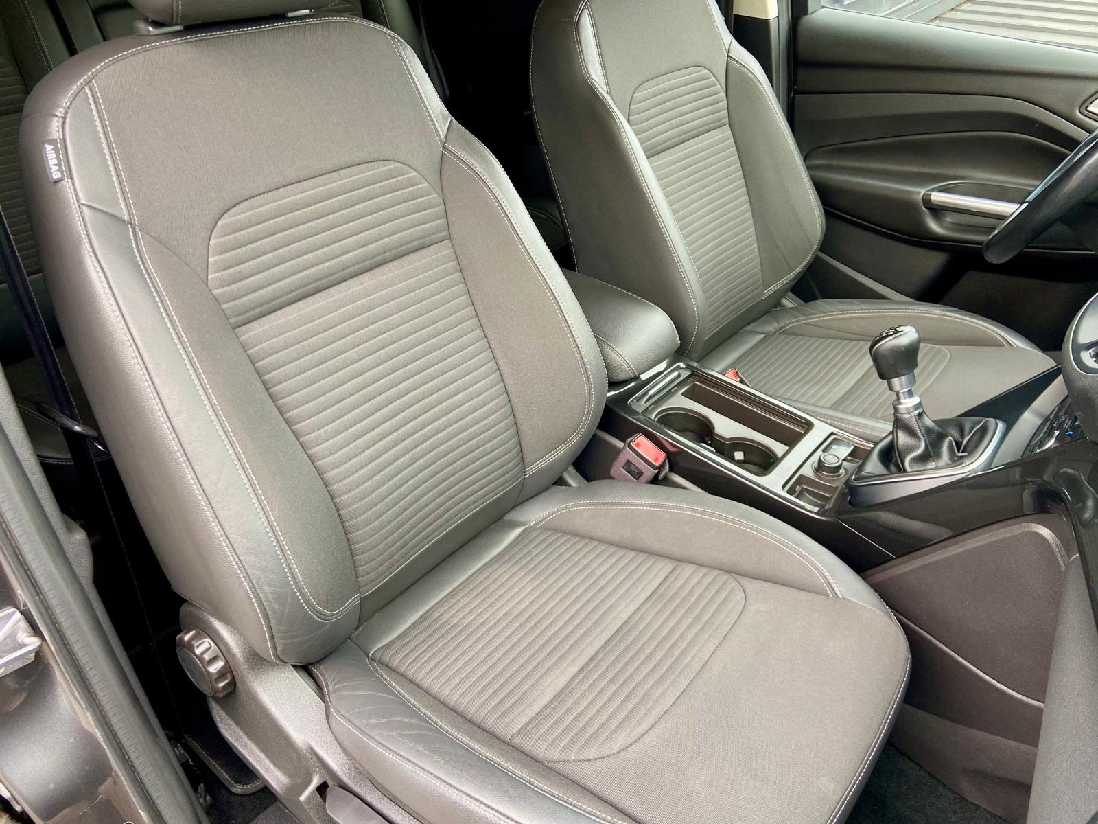 FORD Kuga 2.0 TDCi 4x2 Titanium 150