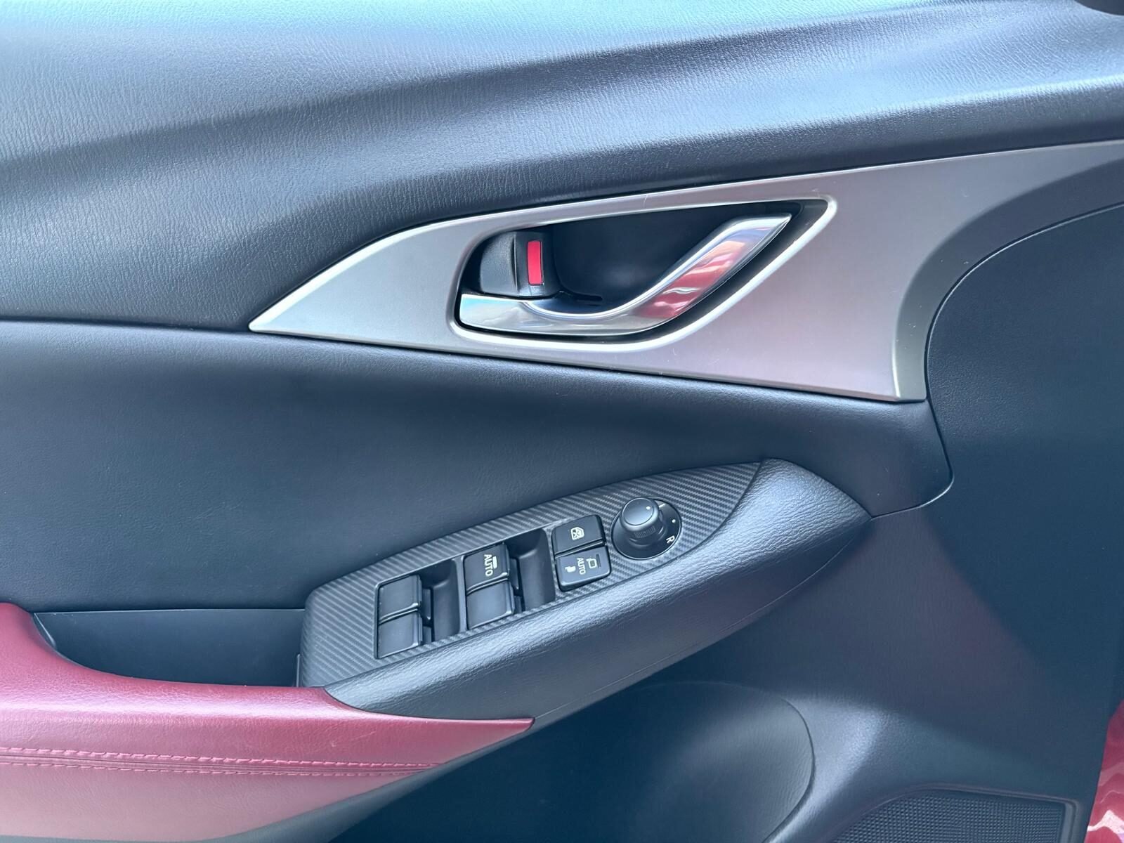 MAZDA CX-3 2.0 Style Navegador 2WD AUT. 120