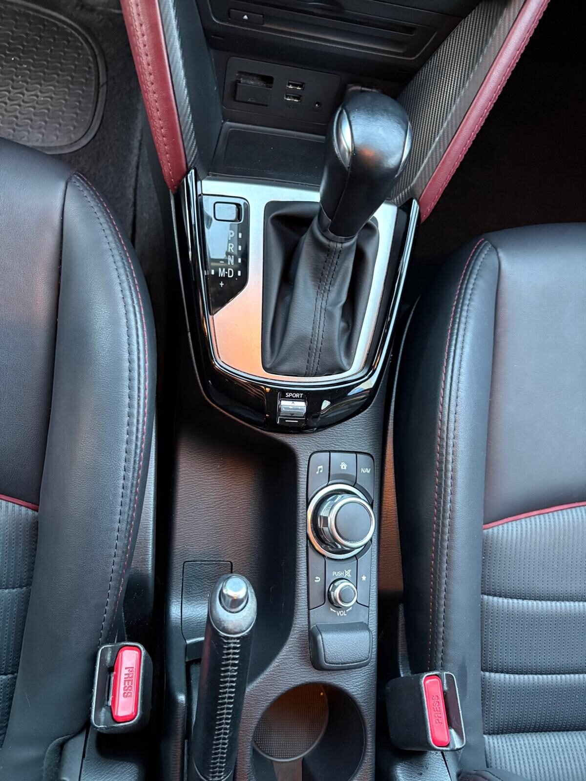 MAZDA CX-3 2.0 Style Navegador 2WD AUT. 120