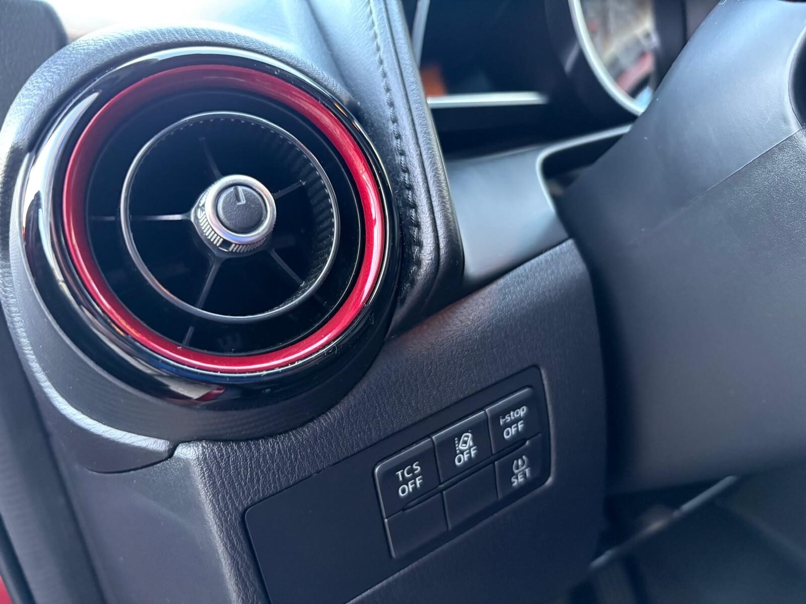 MAZDA CX-3 2.0 Style Navegador 2WD AUT. 120