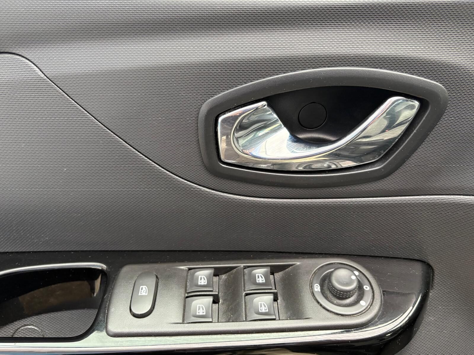 RENAULT Captur TCe Zen Energy 90