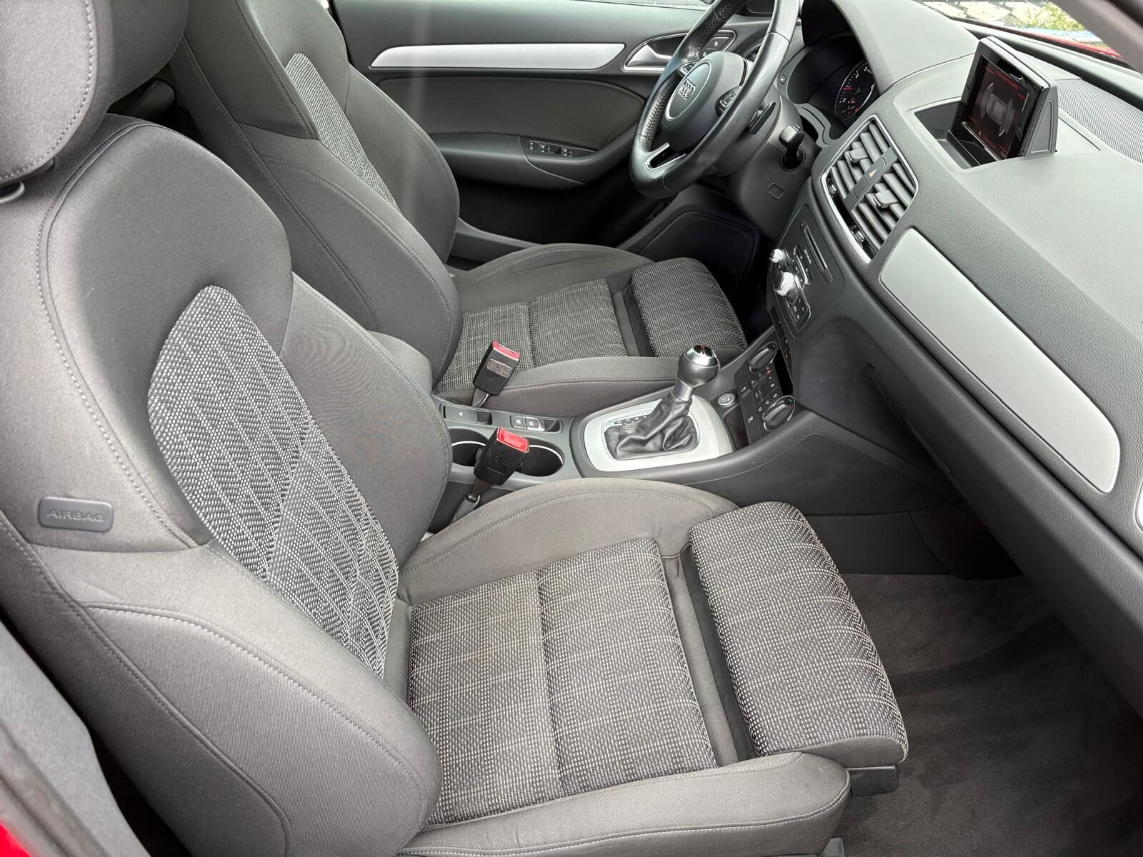 AUDI Q3 1.4 TFSI Sport Edition S-tronic 150