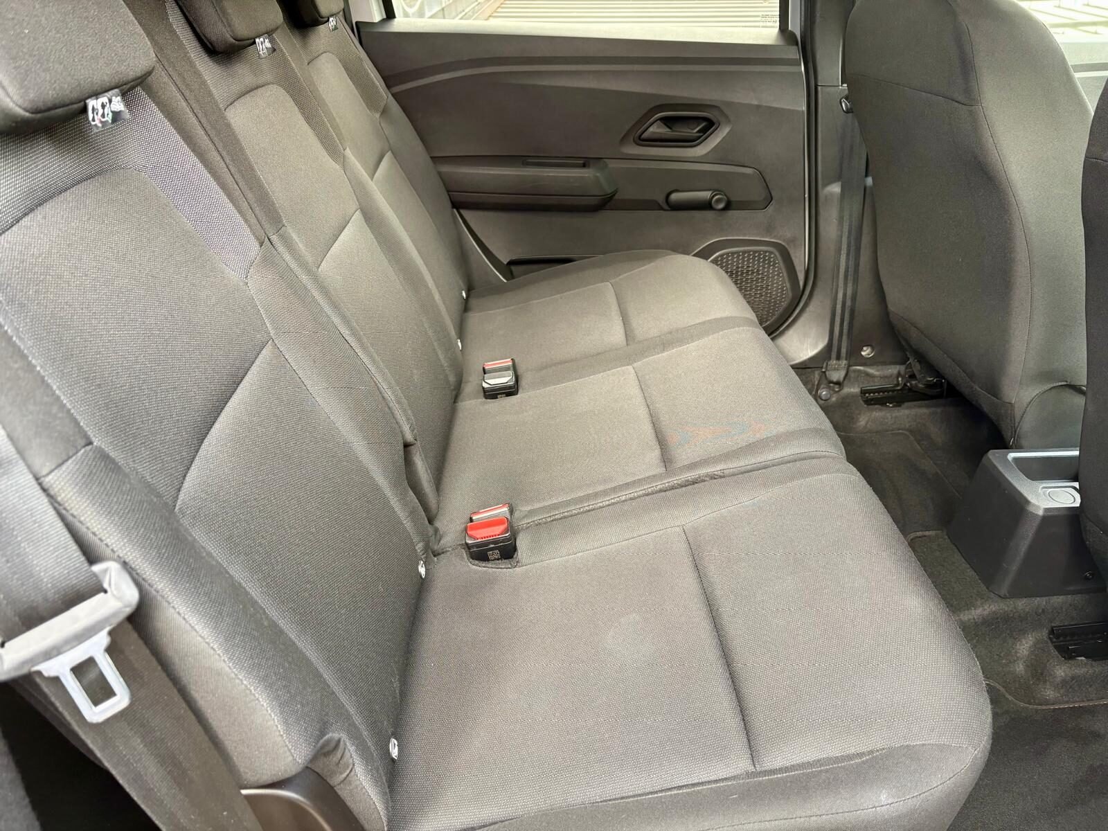 DACIA Jogger 1.0 Eco-G Essential 100