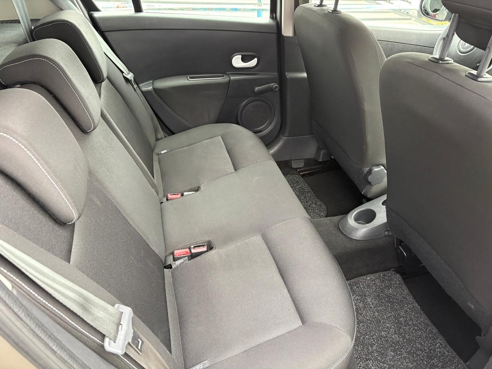 RENAULT Clio 1.2 Yahoo 75