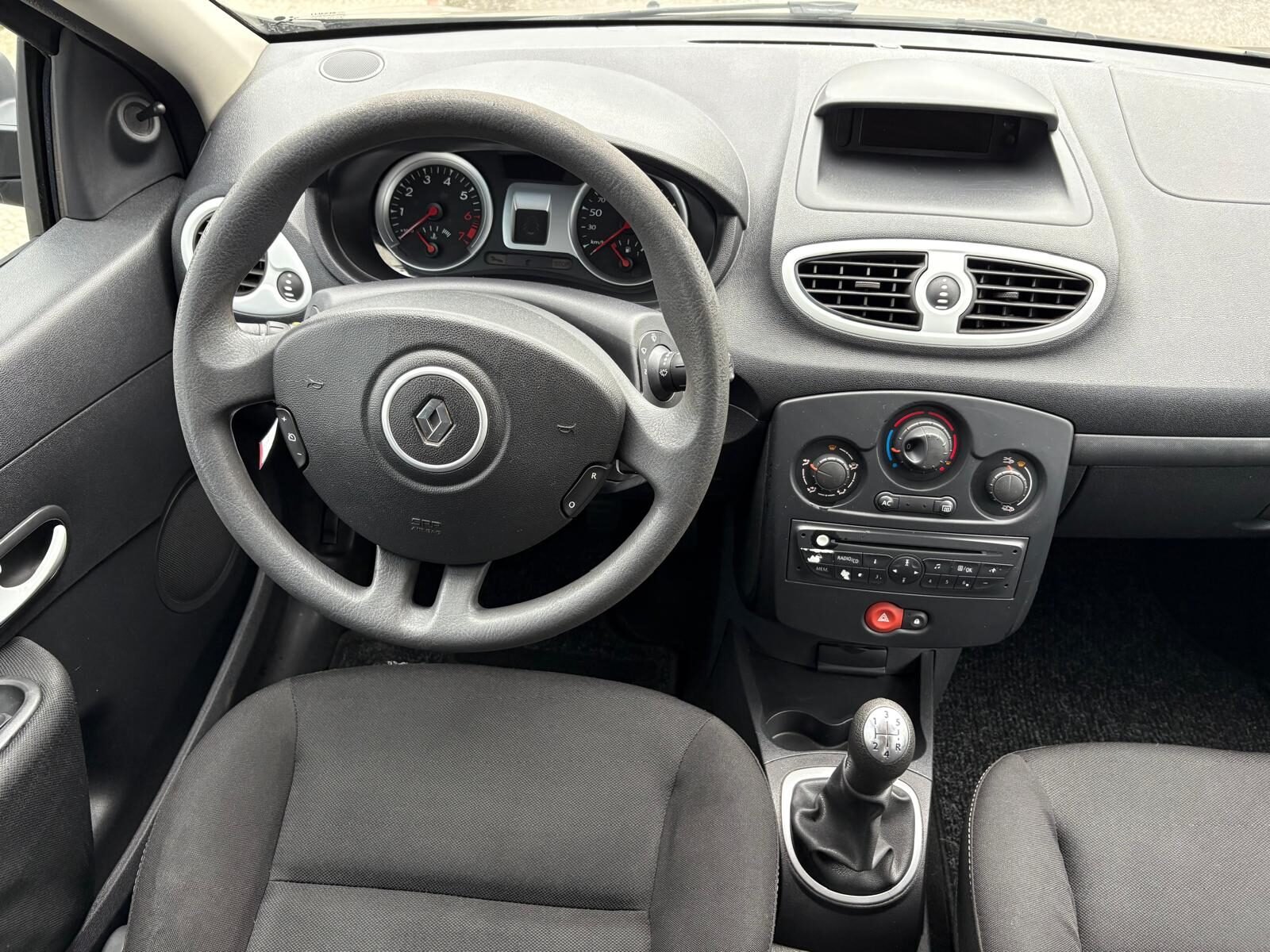 RENAULT Clio 1.2 Yahoo 75