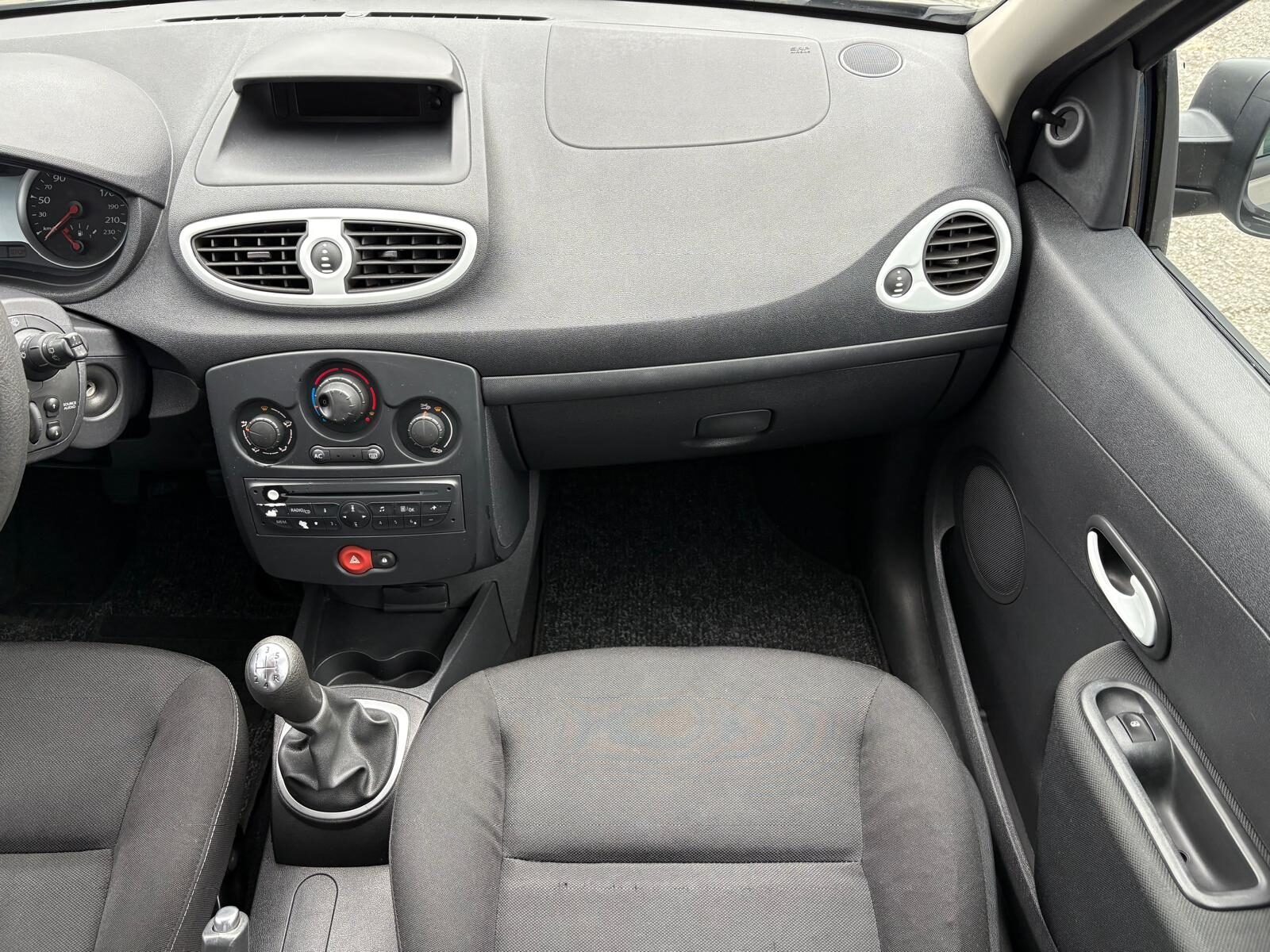 RENAULT Clio 1.2 Yahoo 75