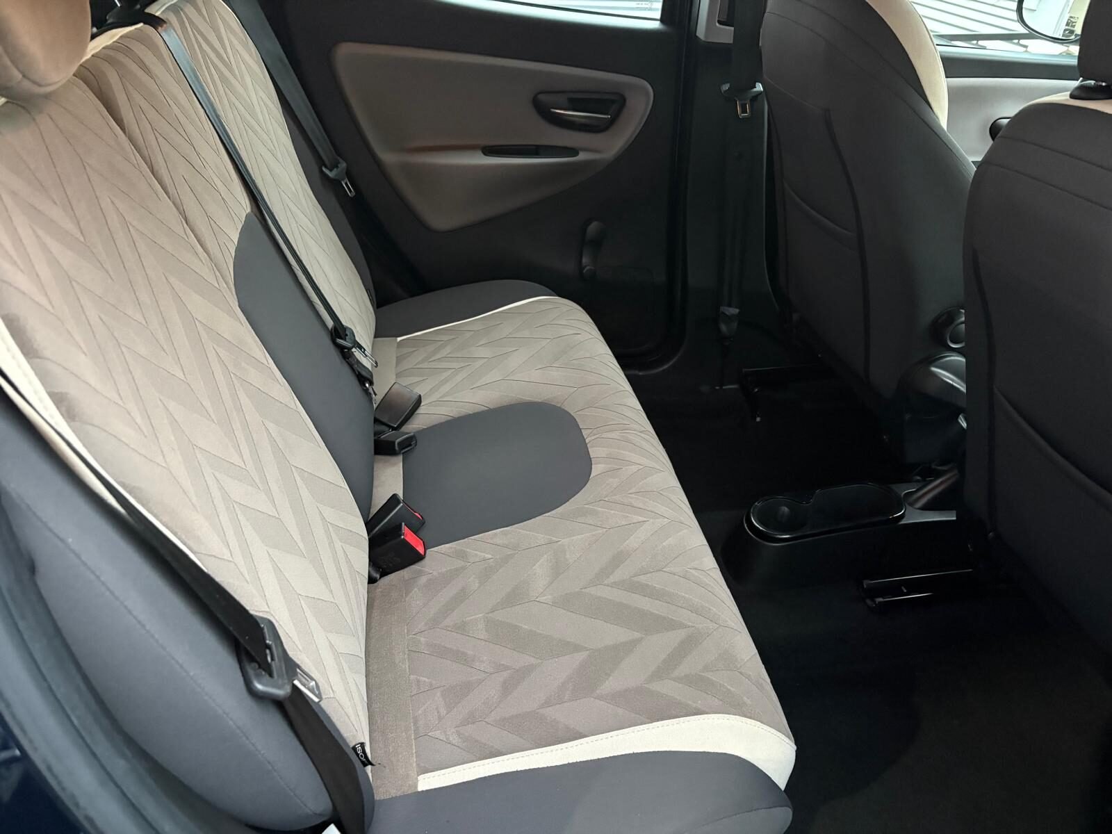 LANCIA Ypsilon 1.2 Evo II Gold 69