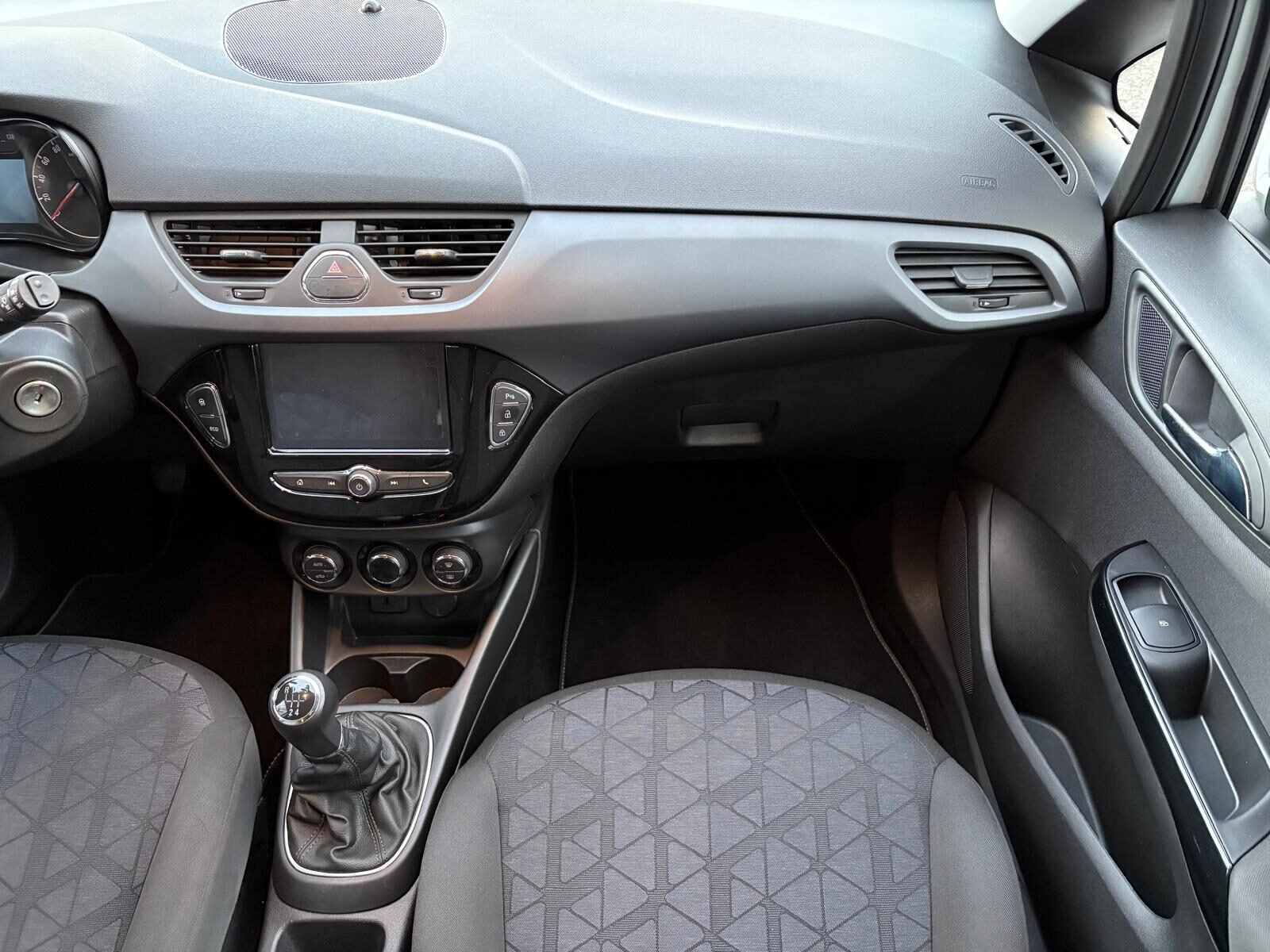 OPEL Corsa 1.4 120 Aniversario 90