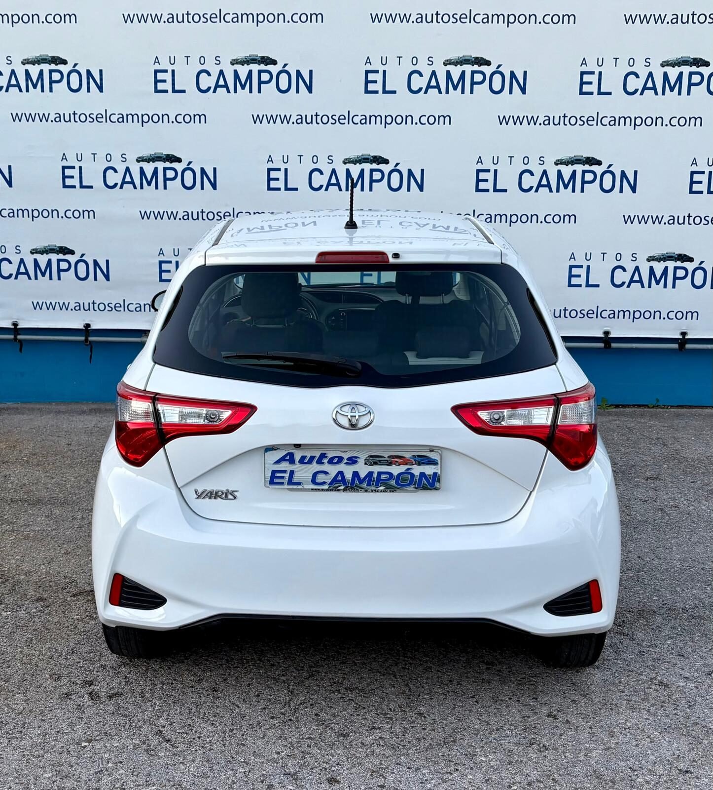 TOYOTA Yaris 1.5 Active 111 