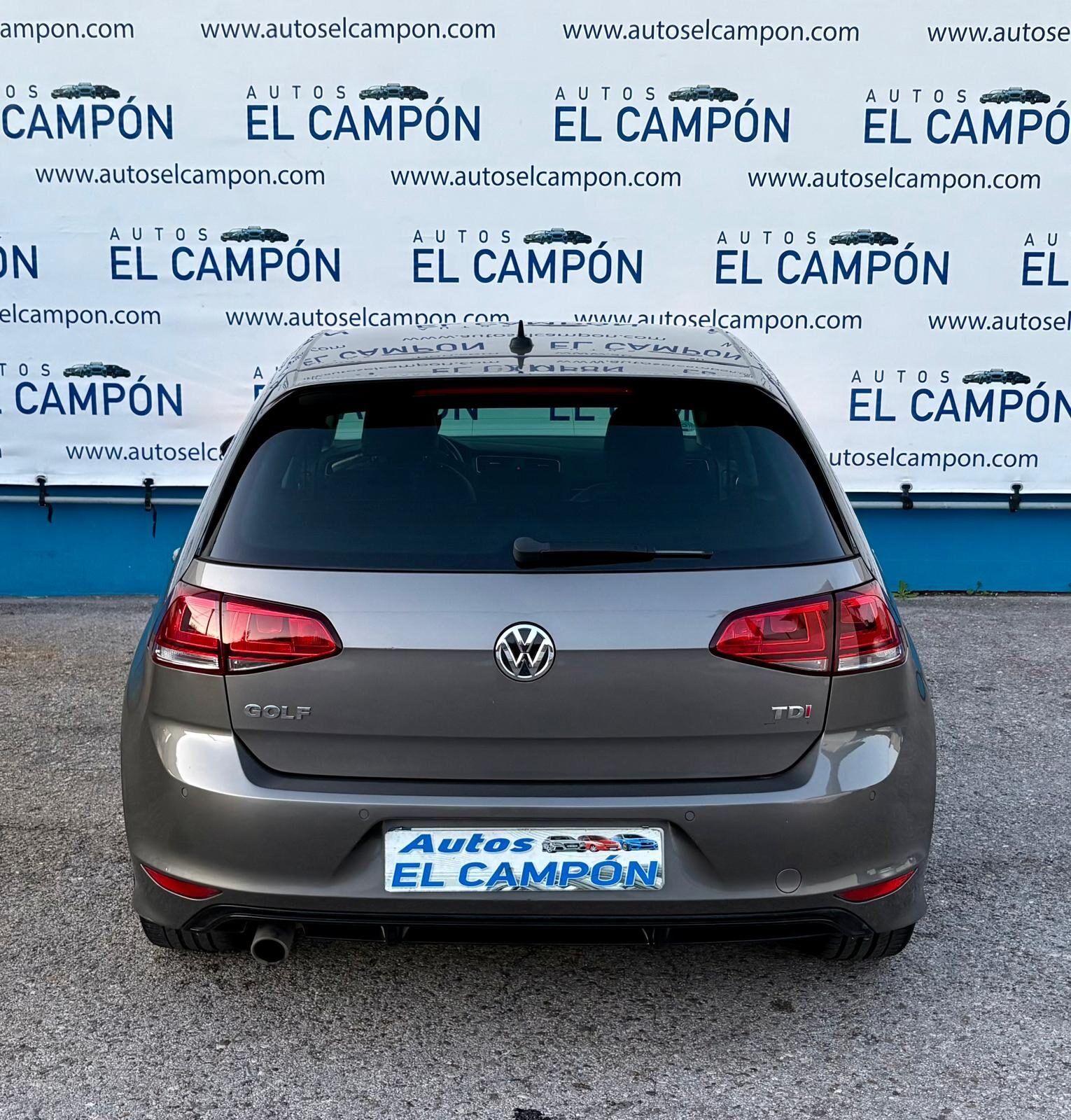 VOLKSWAGEN Golf 1.6 TDI Sport DSG R-Line 110