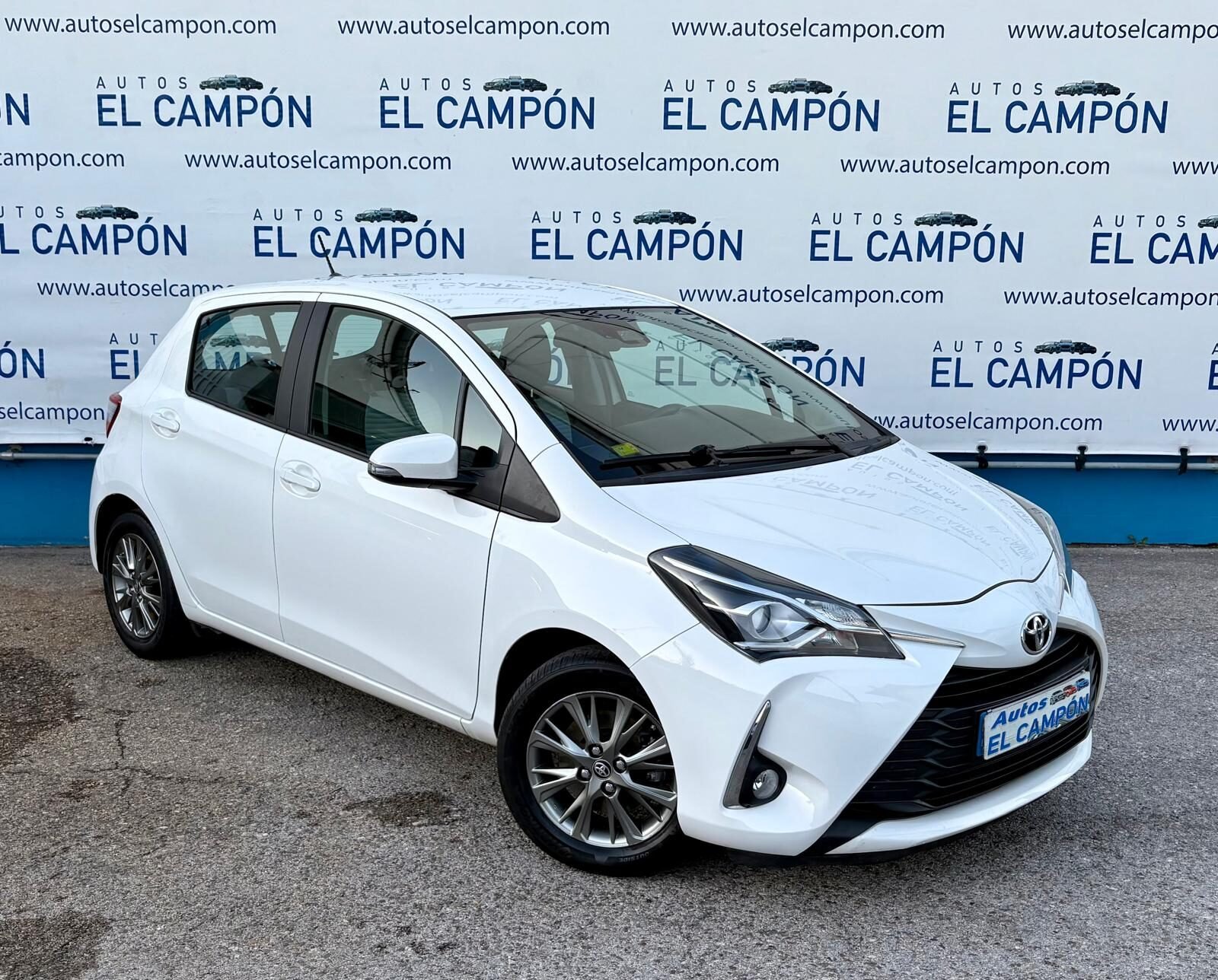 TOYOTA Yaris 1.5 Active 111 