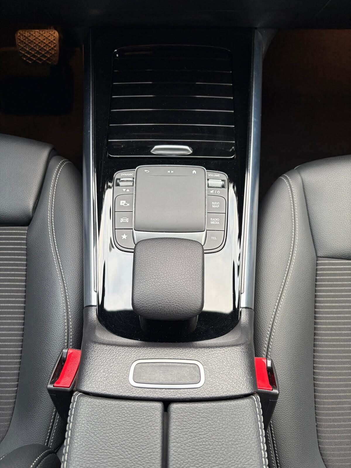 MERCEDES-BENZ Clase GLA 200d 8G DCT 150