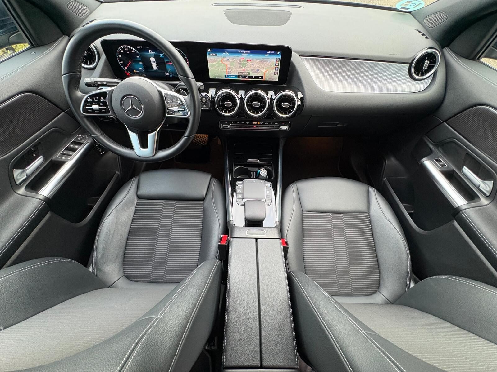 MERCEDES-BENZ Clase GLA 200d 8G DCT 150