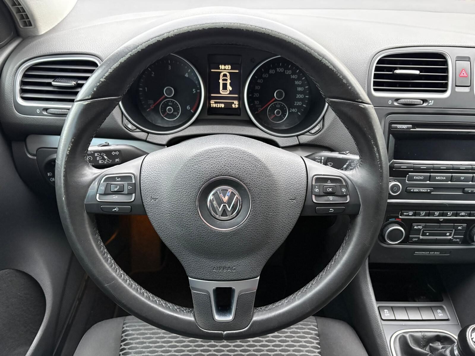 VOLKSWAGEN Golf 1.6 TDI BlueMotion Trend 105