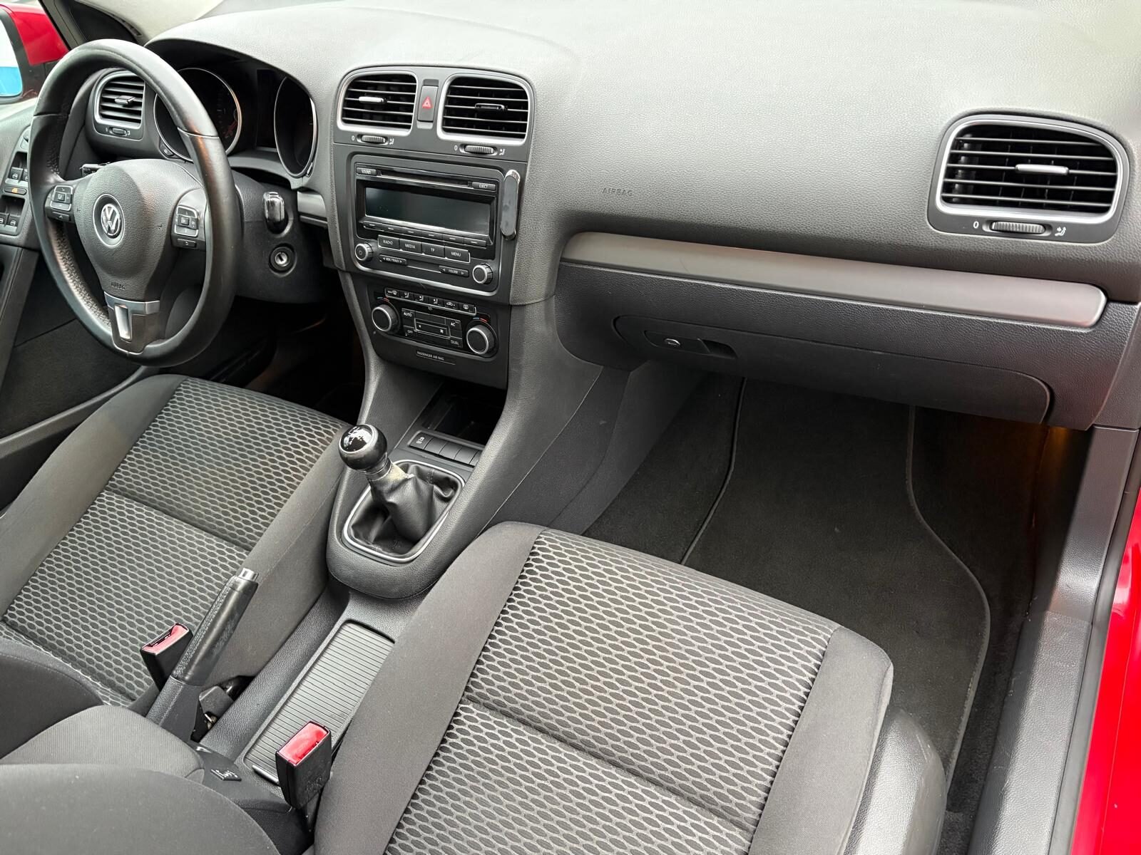 VOLKSWAGEN Golf 1.6 TDI BlueMotion Trend 105