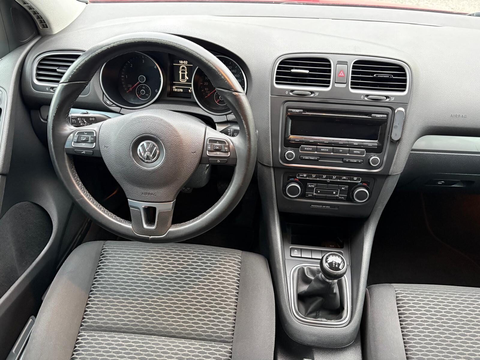 VOLKSWAGEN Golf 1.6 TDI BlueMotion Trend 105