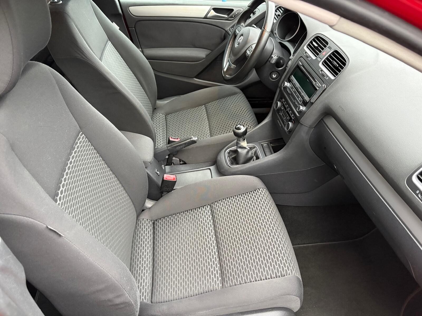 VOLKSWAGEN Golf 1.6 TDI BlueMotion Trend 105