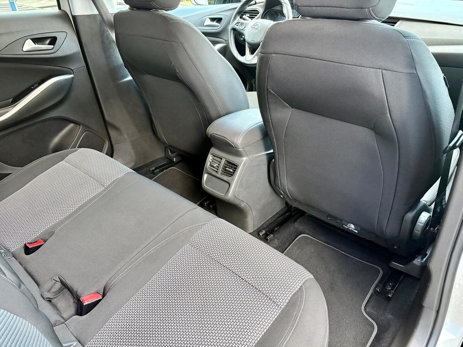 OPEL Grandland X 1.6 CDTi Selective 120