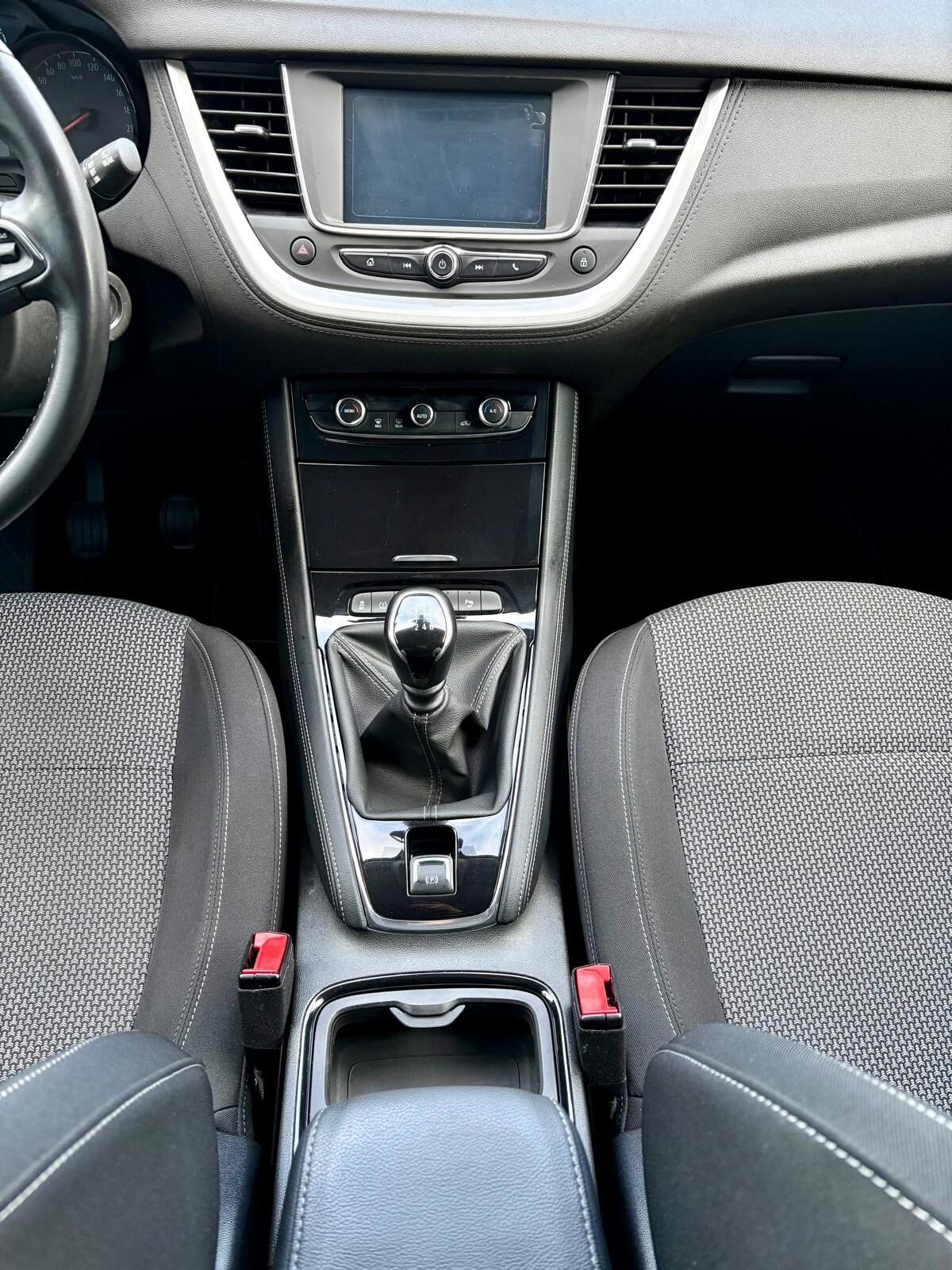 OPEL Grandland X 1.6 CDTi Selective 120