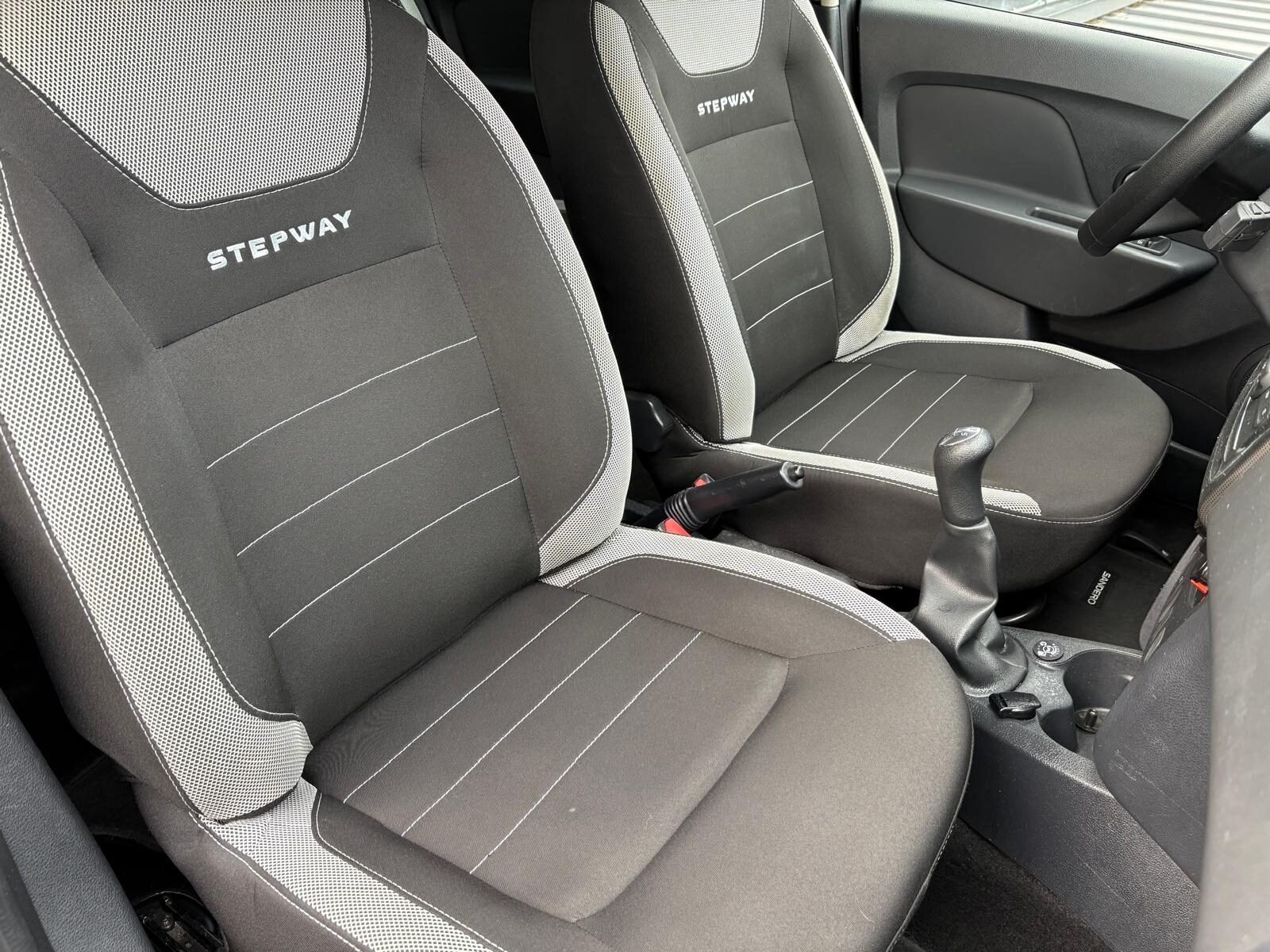 DACIA Sandero 1.0 TCe GLP Stepway Essential 100