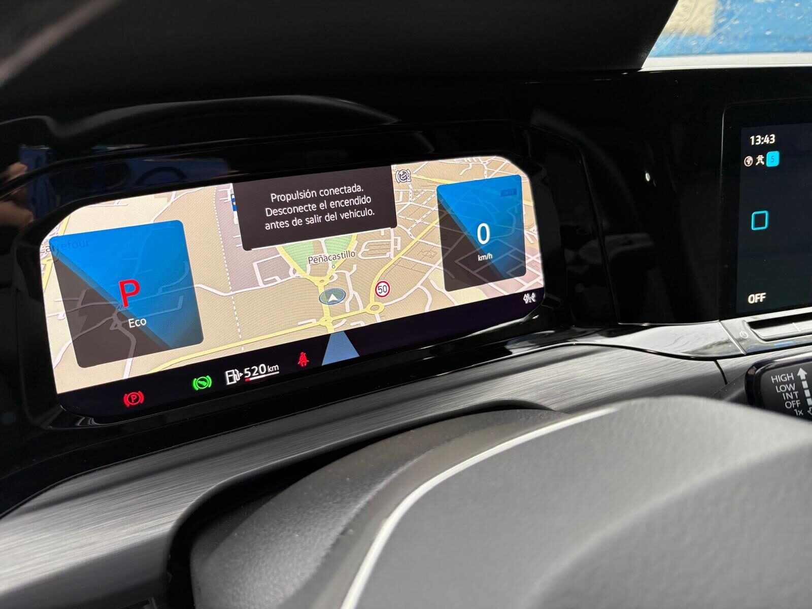 VOLKSWAGEN Golf 1.5 e-TSI Style DSG 150