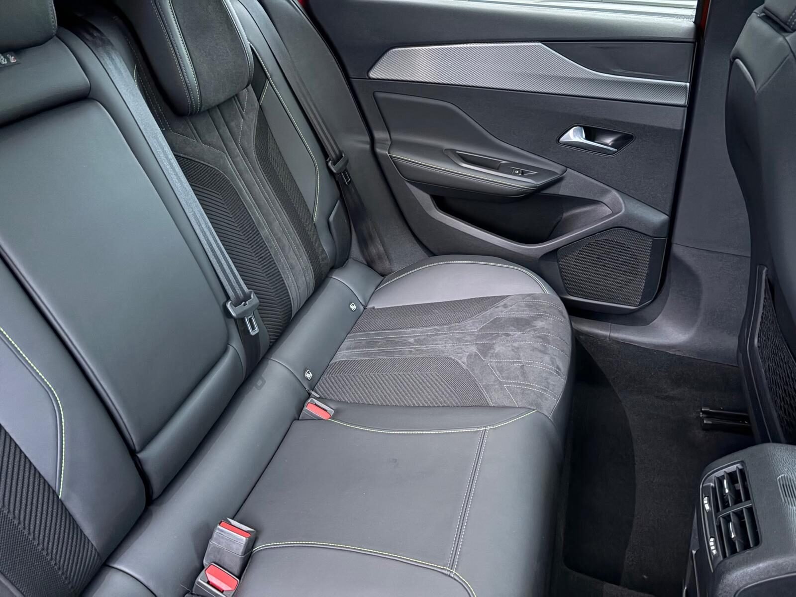 PEUGEOT 308 1.5 BlueHDI GT Aut. 130