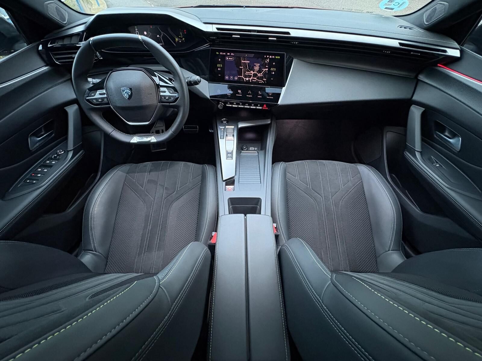 PEUGEOT 308 1.5 BlueHDI GT Aut. 130