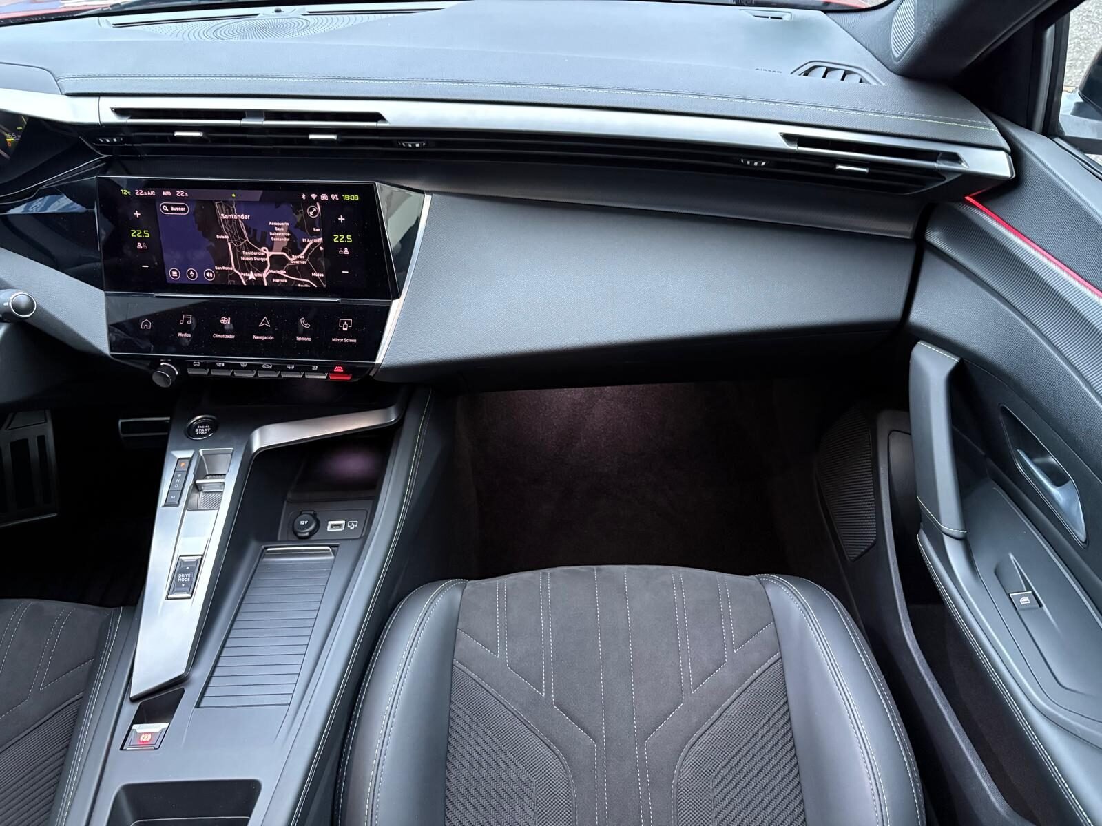 PEUGEOT 308 1.5 BlueHDI GT Aut. 130