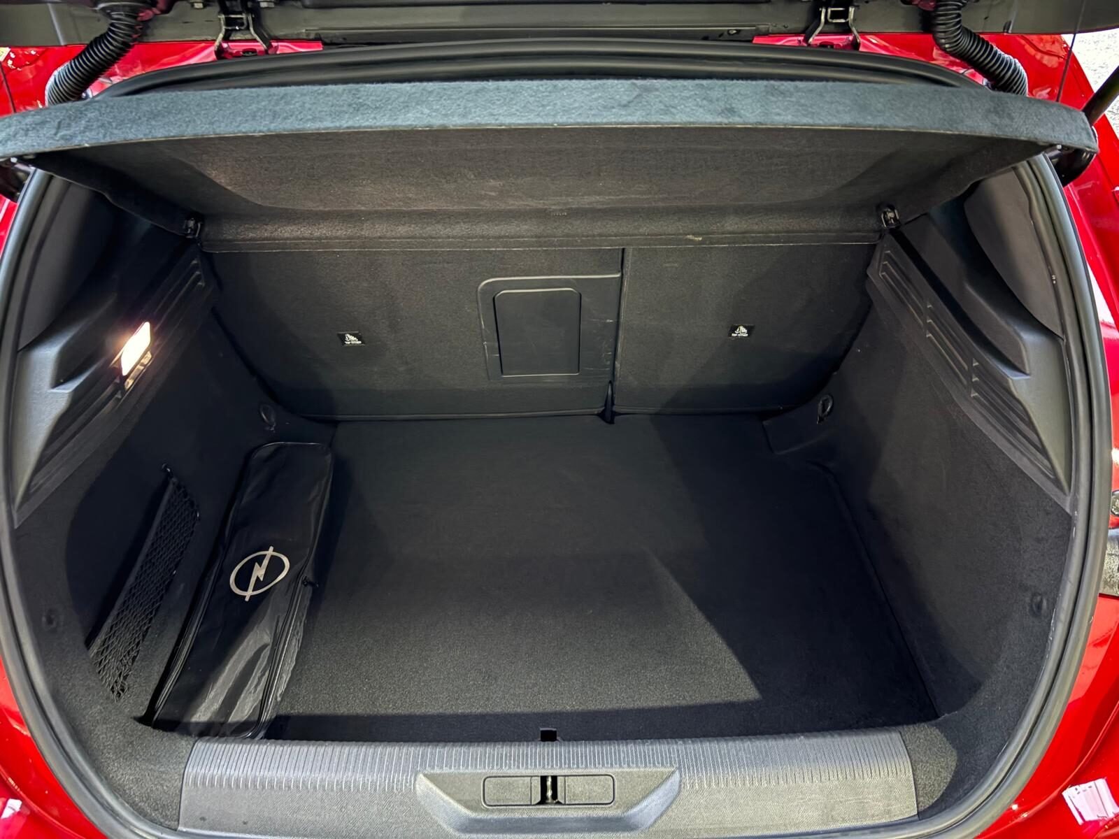 PEUGEOT 308 1.5 BlueHDI GT Aut. 130